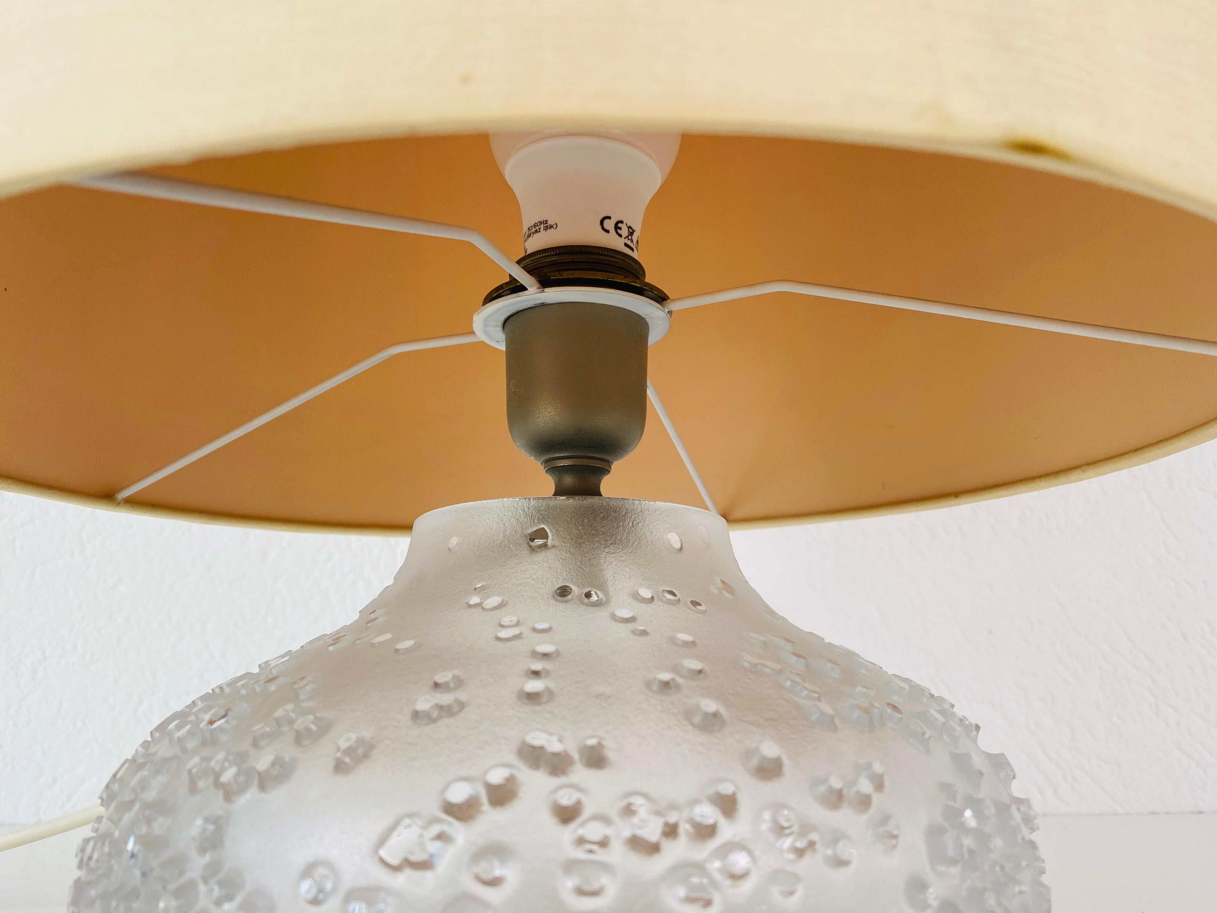Lampada da tavolo in vetro di Murano del Medioevo di Limburg, anni '60 In condizioni buone in vendita a Hagenbach, DE