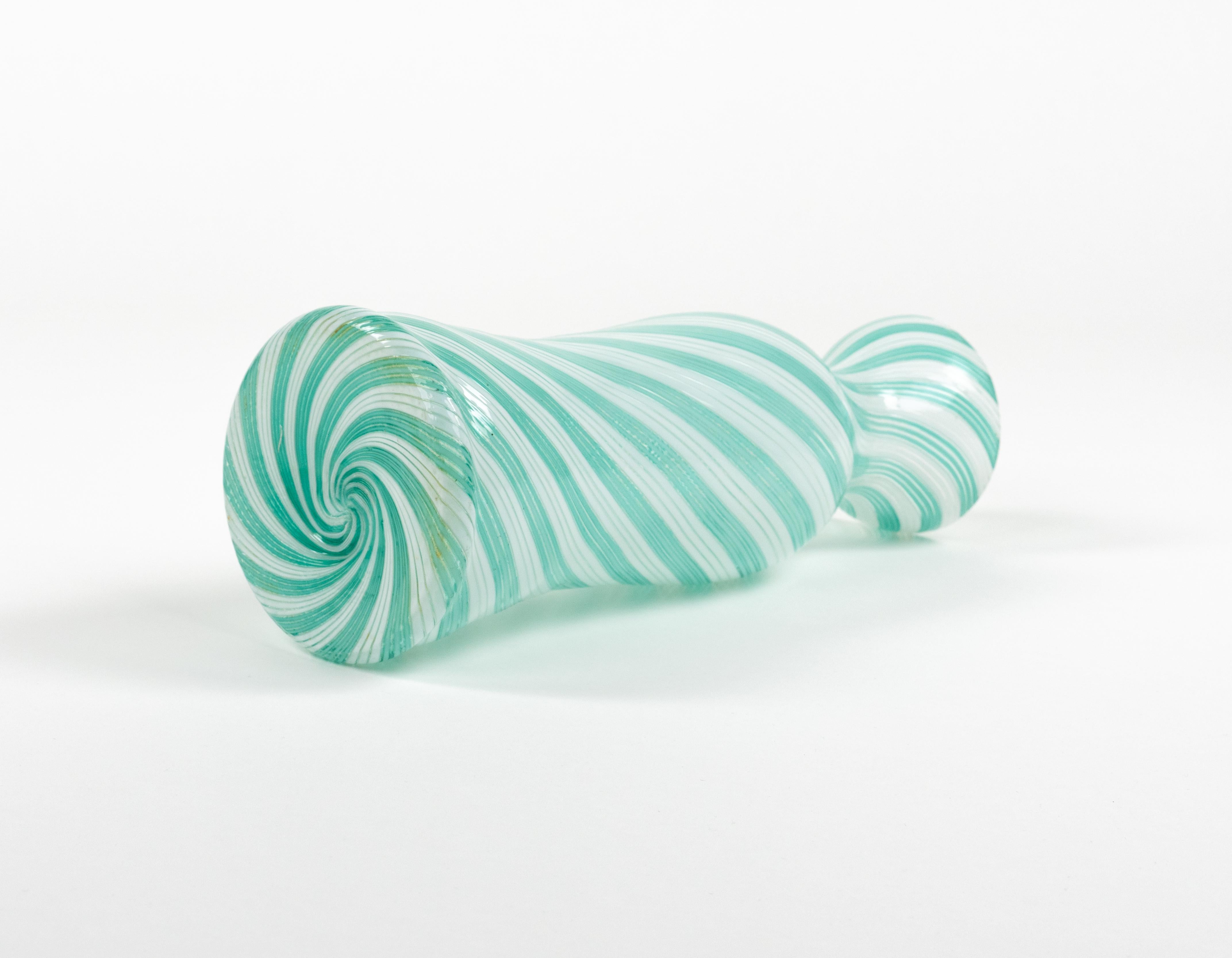 Midcentury Murano Glass Vase by Dino Martens for Aureliano Toso, Italy 1950s For Sale 4