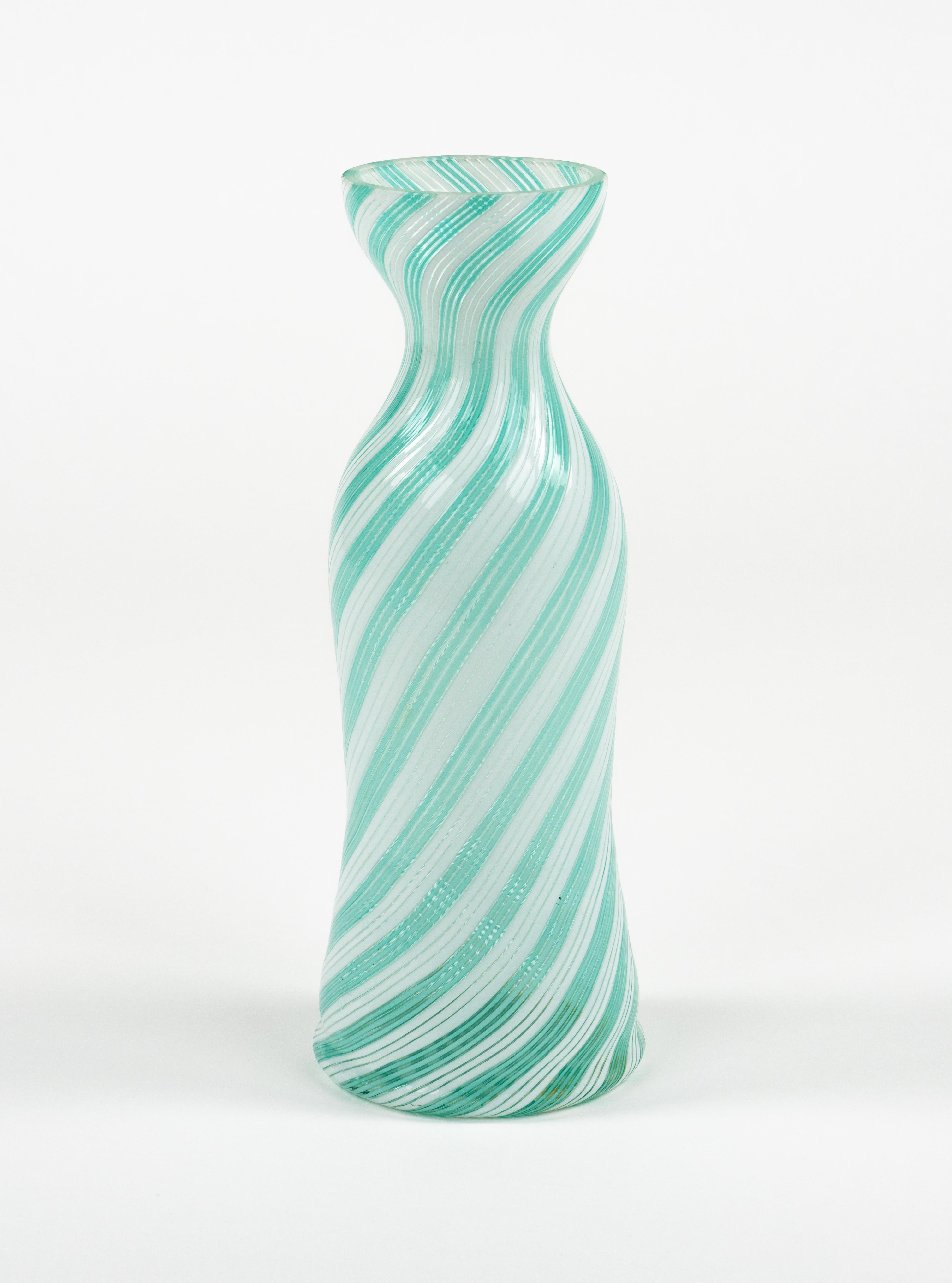 Midcentury Murano Glass Vase by Dino Martens for Aureliano Toso, Italy 1950s For Sale 5