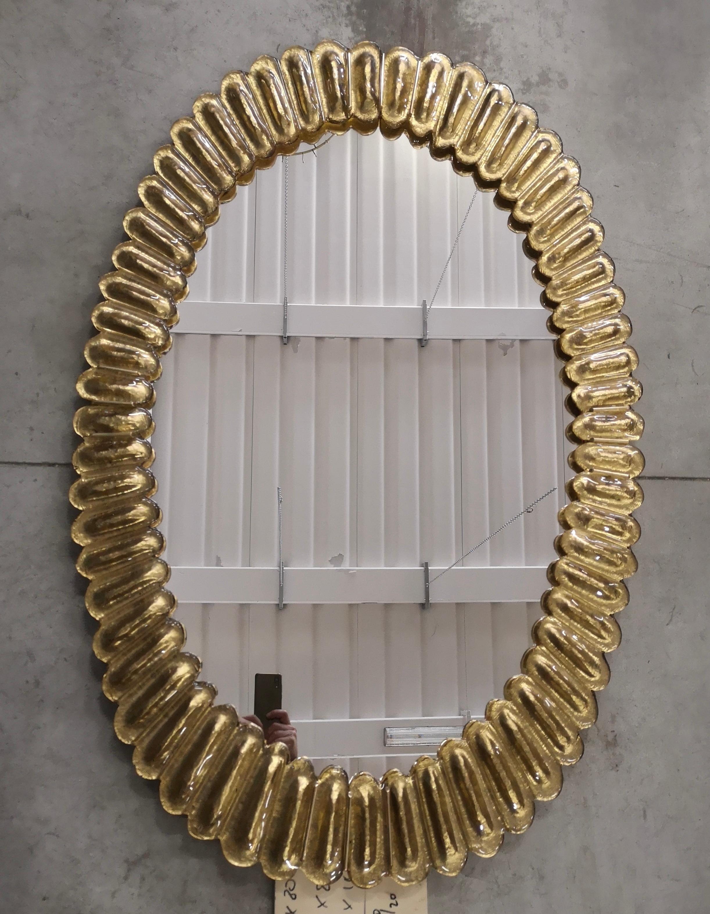 Midcentury Murano Oval Gold Art Glass and Brass Italian Wall Mirror, 2000 For Sale 4