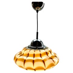 Lampe suspendue Murano du milieu du siècle, abat-jour en verre de couleurs variées 
