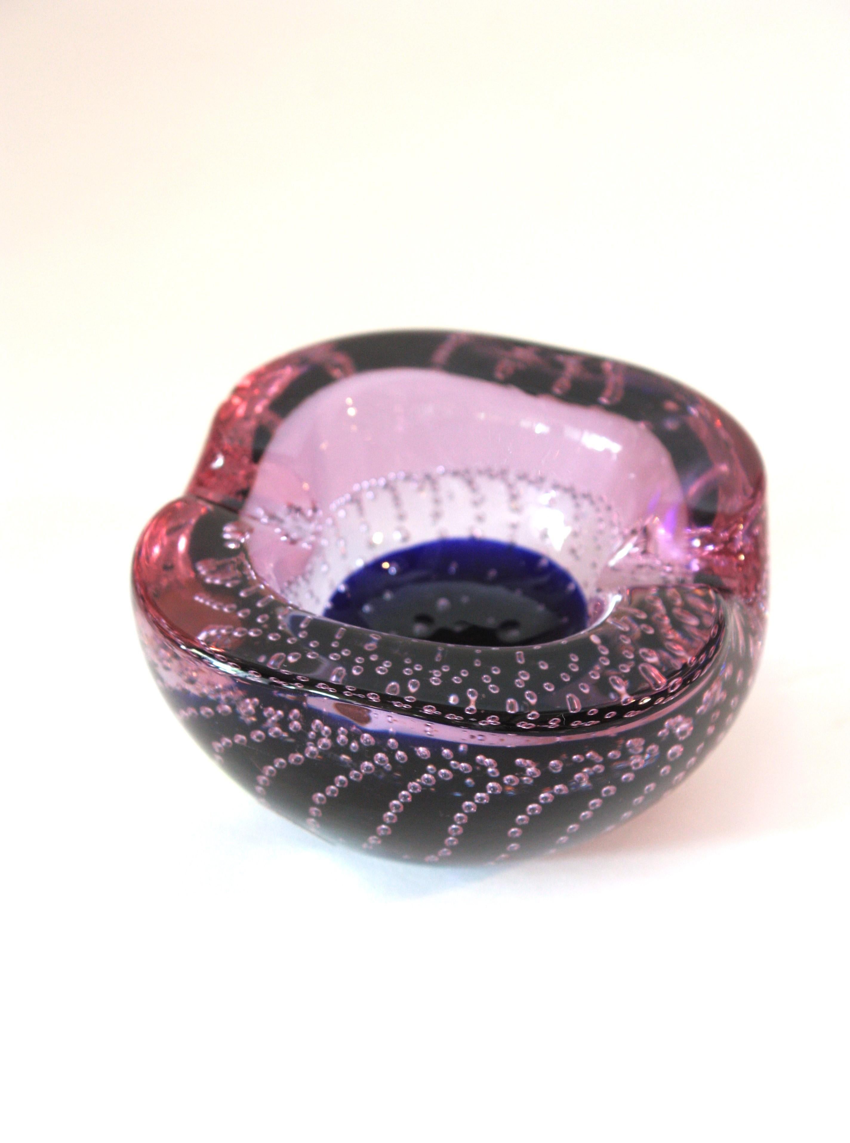 Midcentury Murano Pink Purple Bubbles Geode Art Glass Bowl by Galliano Ferro In Good Condition For Sale In Barcelona, ES