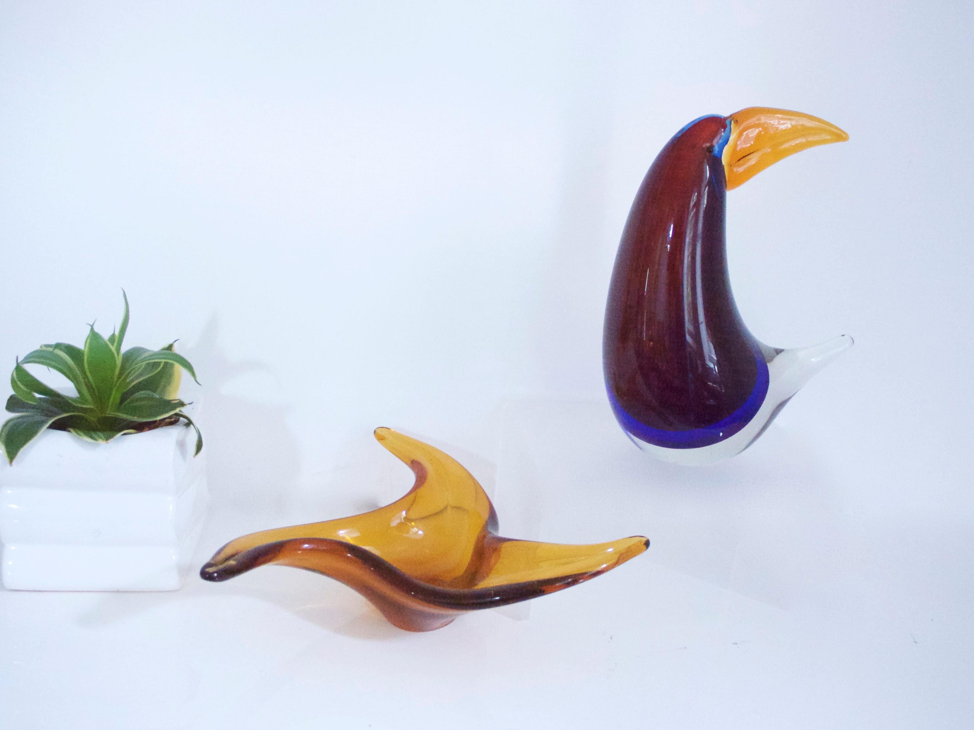 Mid-Century Modern Midcentury Murano Sculpture of a Toucan in the Style of Licio Zanetti Late 1970s For Sale