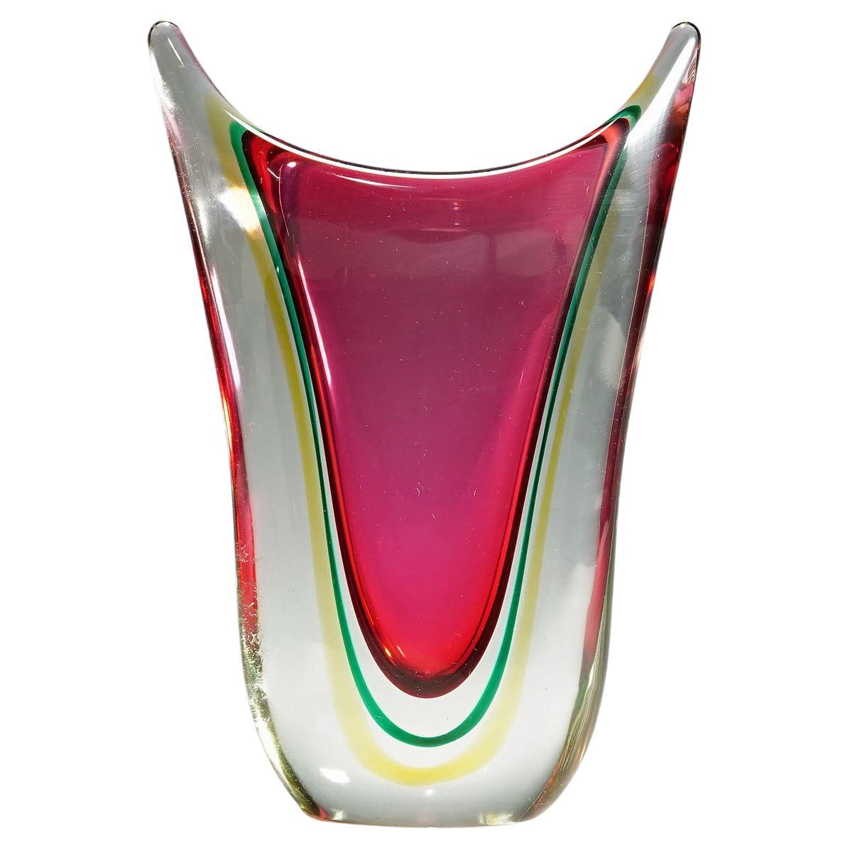 Vase en verre d'art Murano Sommerso du milieu du siècle par C.I.V.E.M., années 60 en vente