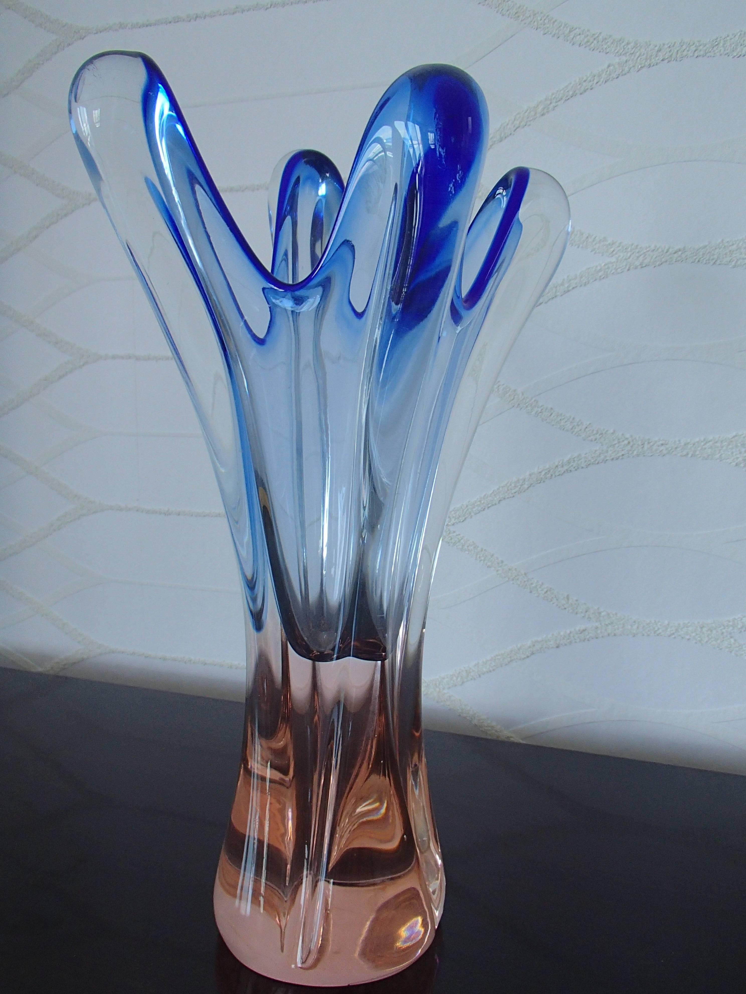 Vase aus Muranoglas in Rosa und Blau aus der Mitte des Jahrhunderts (Moderne der Mitte des Jahrhunderts) im Angebot