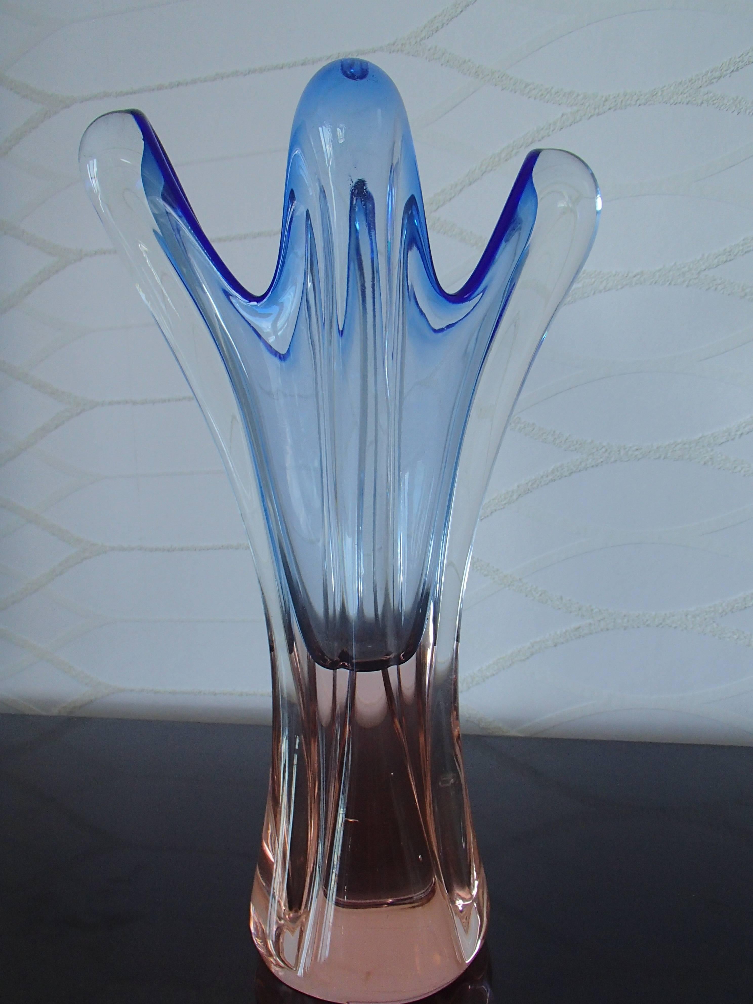 Vase aus Muranoglas in Rosa und Blau aus der Mitte des Jahrhunderts (Mitte des 20. Jahrhunderts) im Angebot
