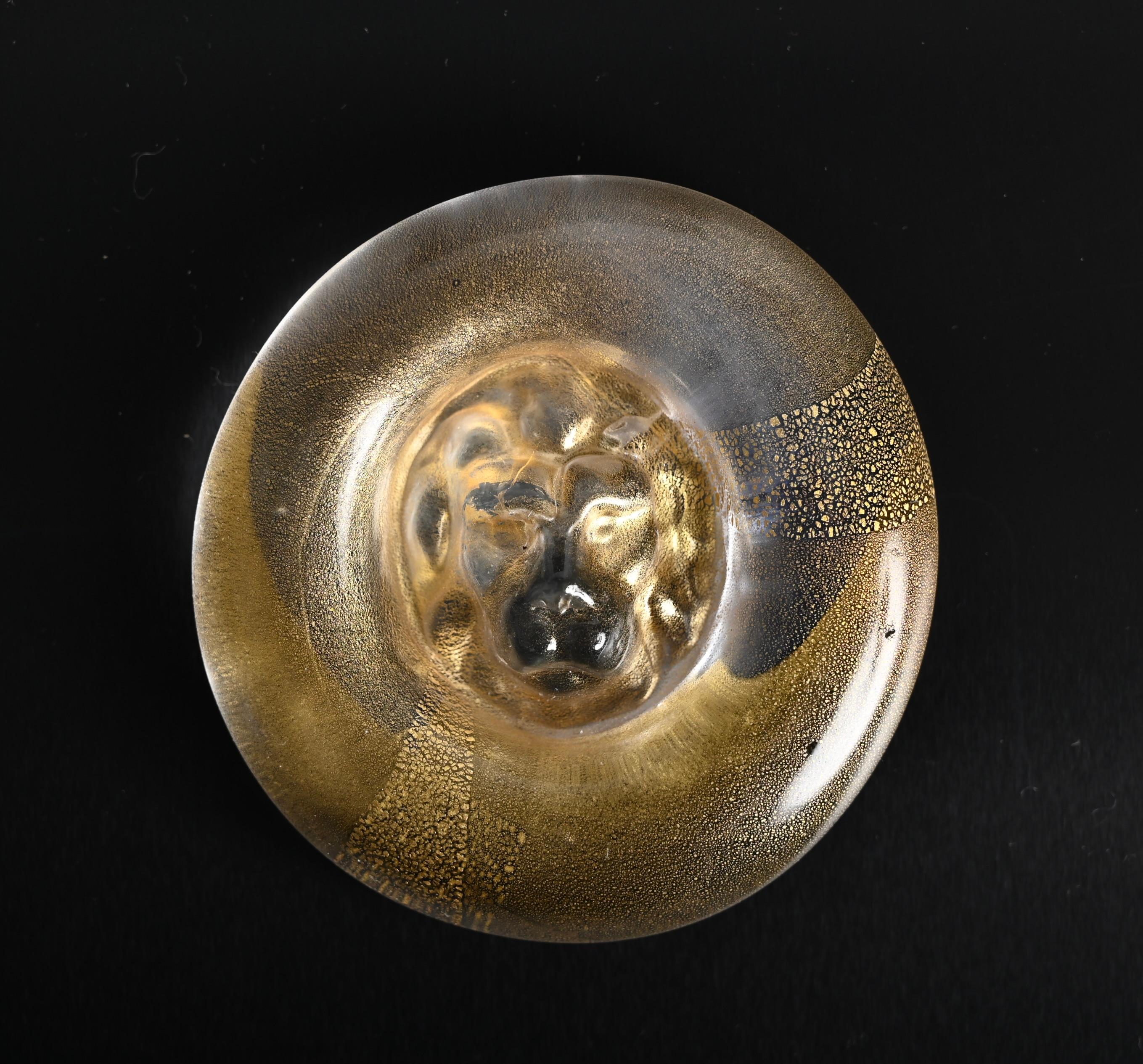 Midcentury Nason Italian Murano Gold Crystal Glass Lion-Shaped Paperweight 1970s 5