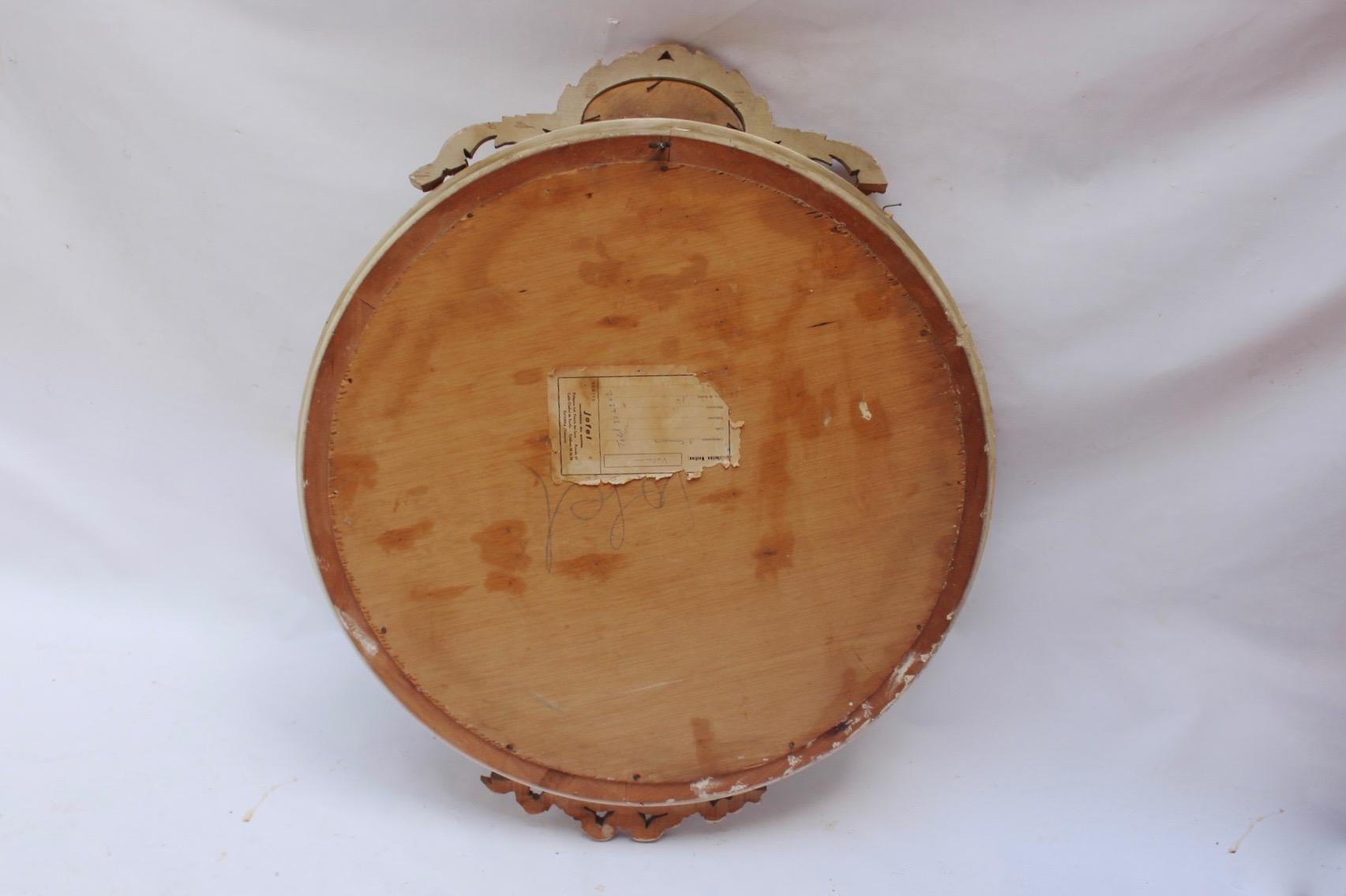 Midcentury Neoclassical Revival Round Wood and Ceramic White Wall Mirror, 1950s For Sale 2