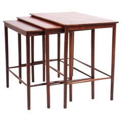 Table gigogne du milieu du siècle en bois de rose, Design/One, années 1950