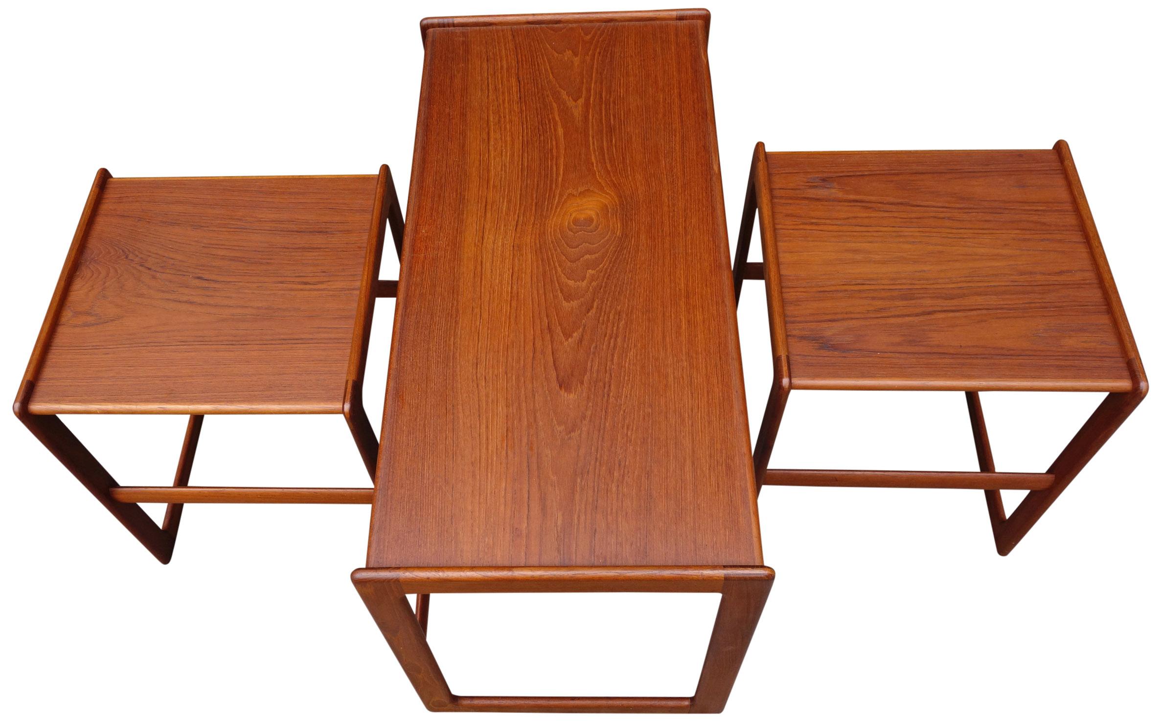 Midcentury Nesting Tables by Arne Hovmand Olsen for Mogens Kold In Good Condition For Sale In BROOKLYN, NY