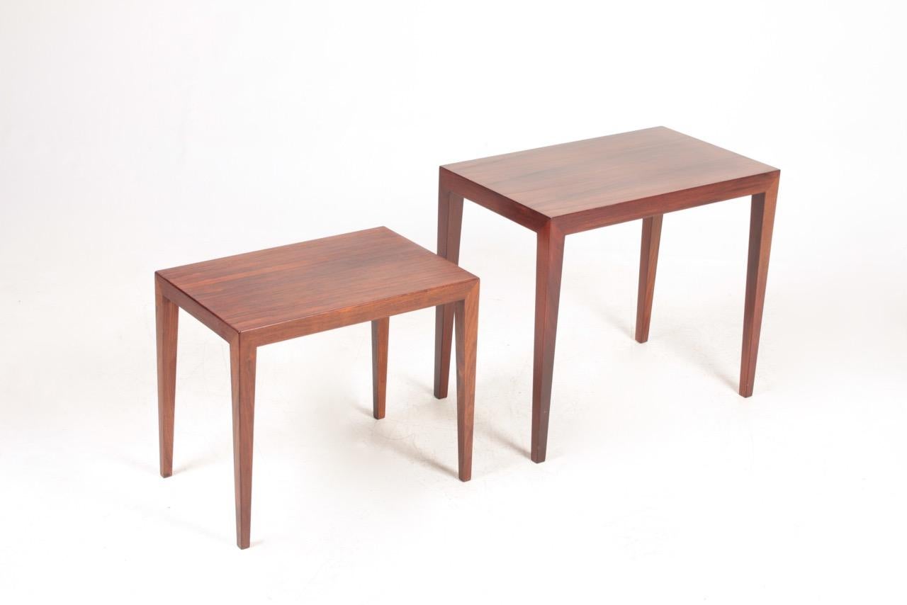 Ensemble de tables gigognes en palissandre conçu par Severin Hansen et fabriqué par Haslev Furniture Denmark, très bon état d'origine.