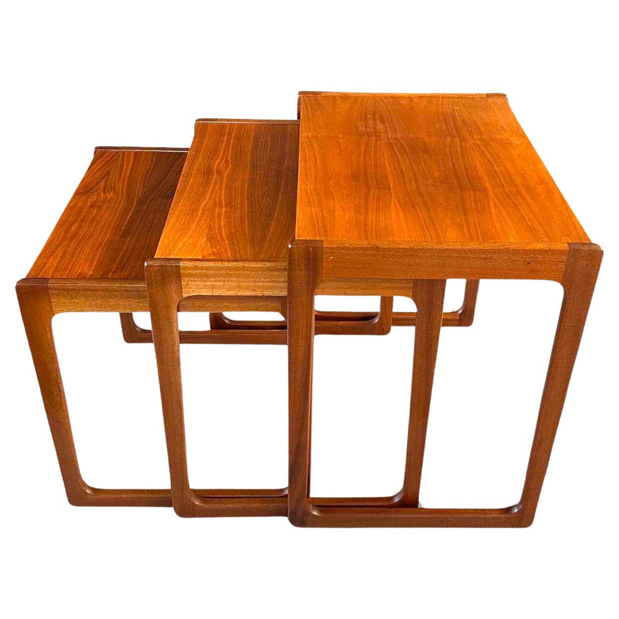 Tables gigognes en teck du milieu du siècle par Opal Möbel, Germany, années 1960 en vente