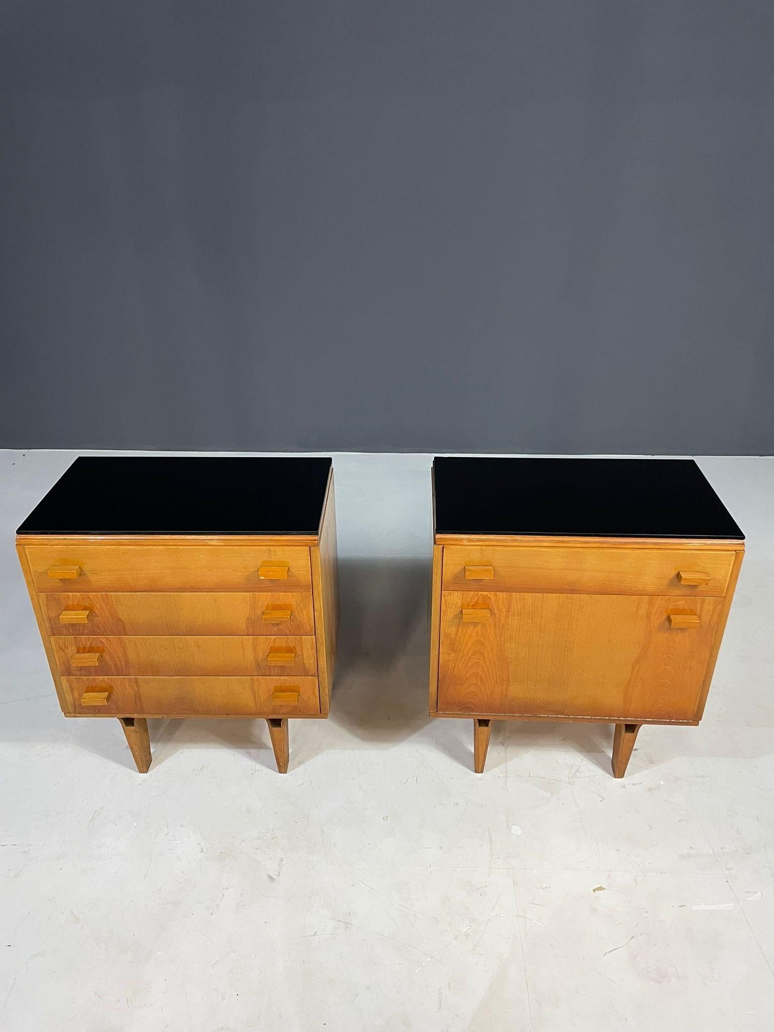 Tables de nuit du milieu du siècle par Nový Domov, Tchécoslovaquie, 1970 - Lot de 2 en vente 2