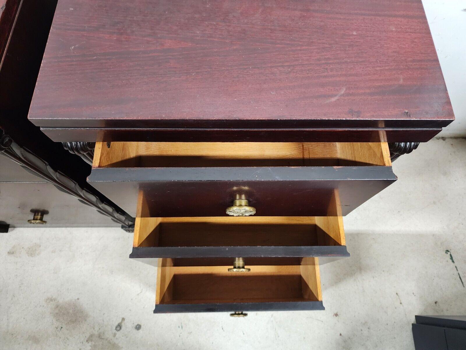 Midcentury Nightstands Side Tables in Rosewood by John Stuart For Sale 7