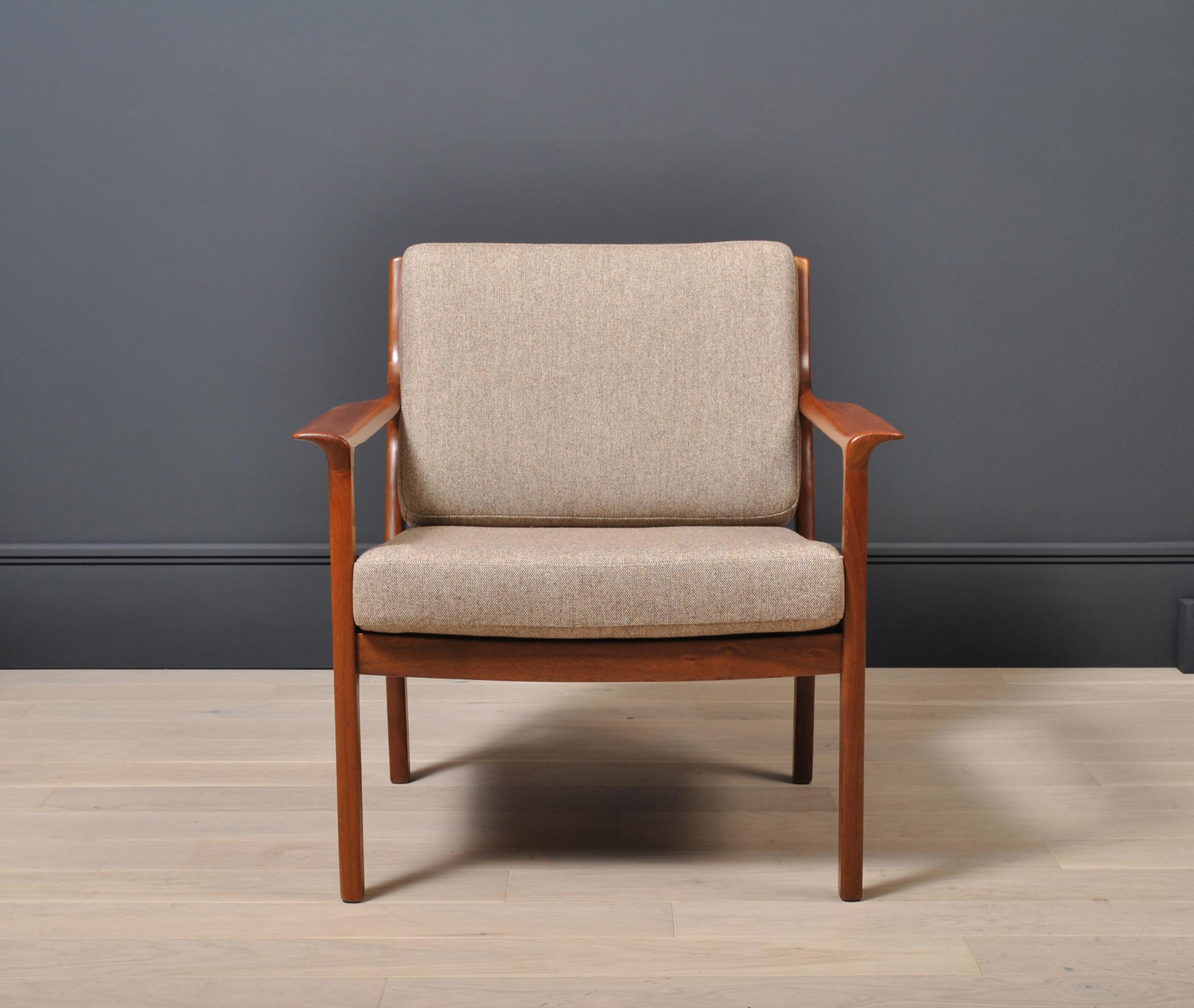 Midcentury Nordic Lounge Chair In Good Condition In London, GB
