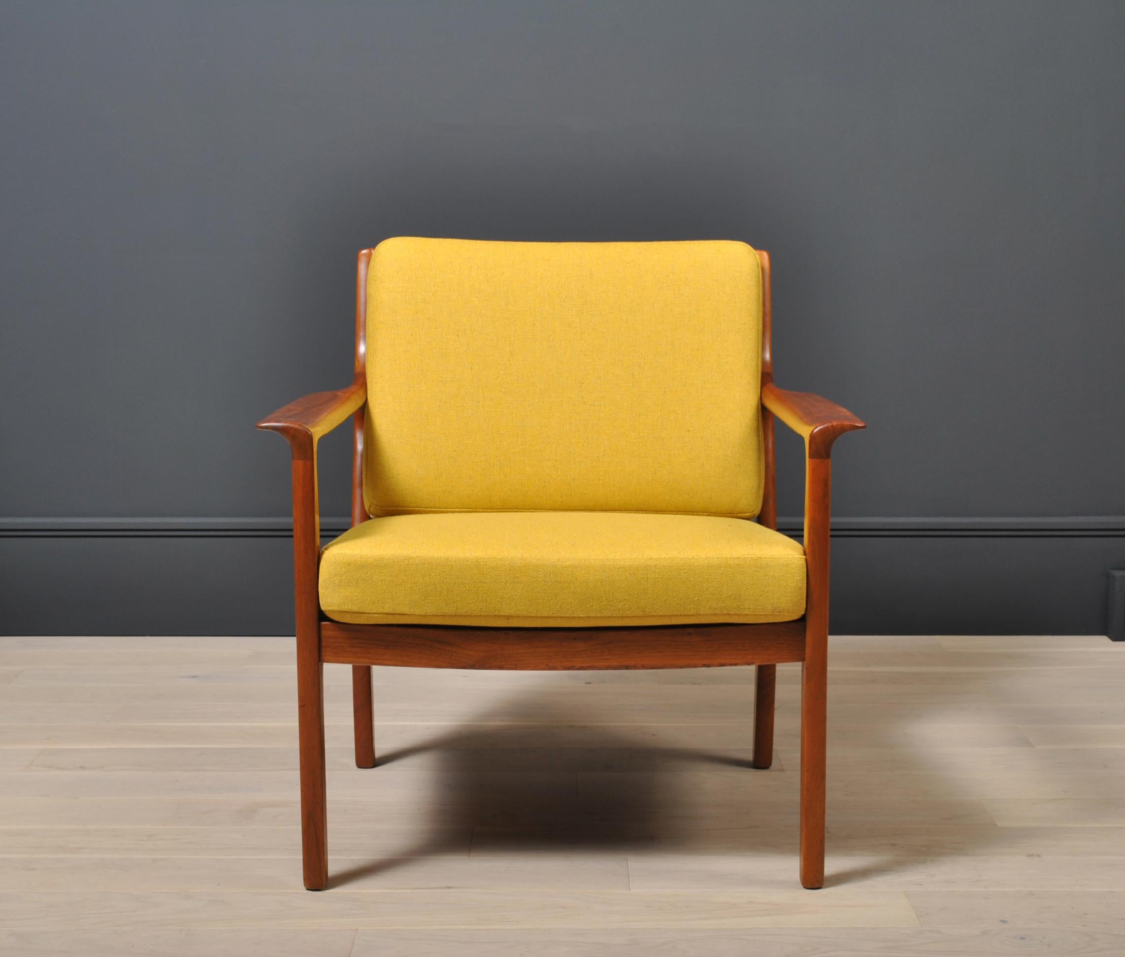 Walnut Midcentury Nordic Lounge Chair & Ottoman