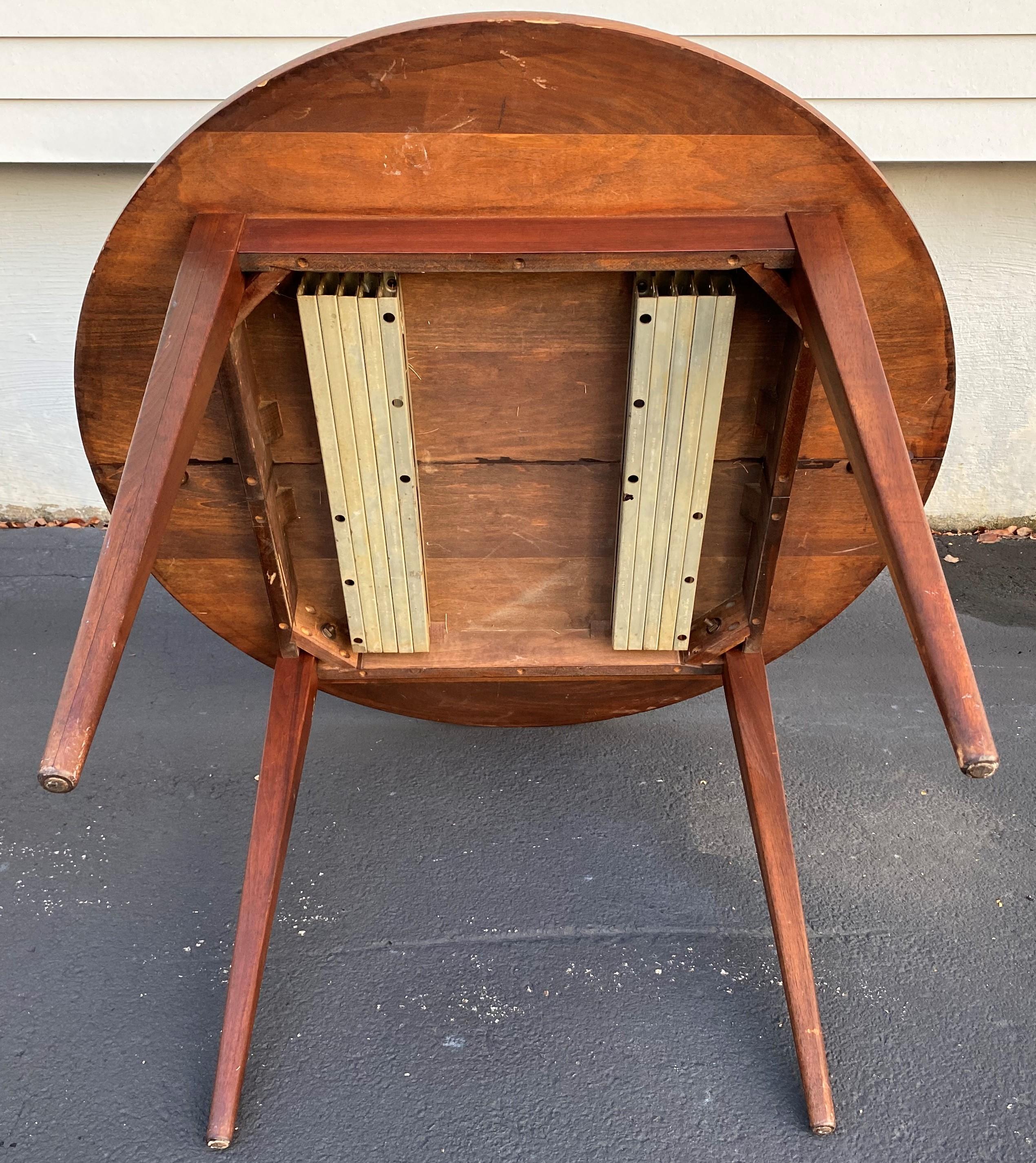 Midcentury Norman Cherner Round Table and 5 Pretzel Bentwood Chairs for Plycraft 3