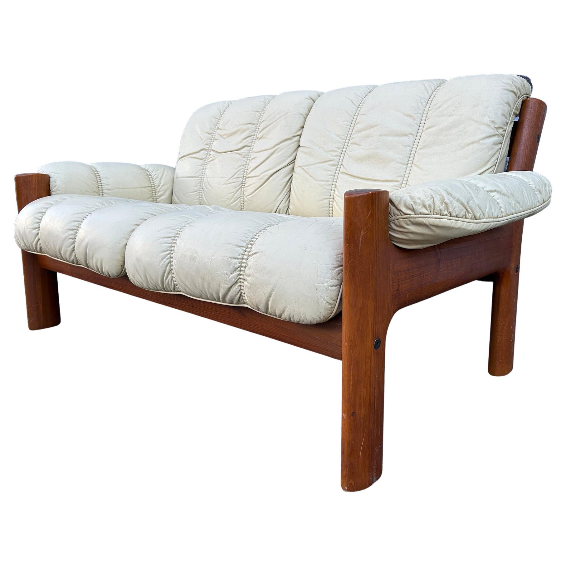 ekornes leather sofa