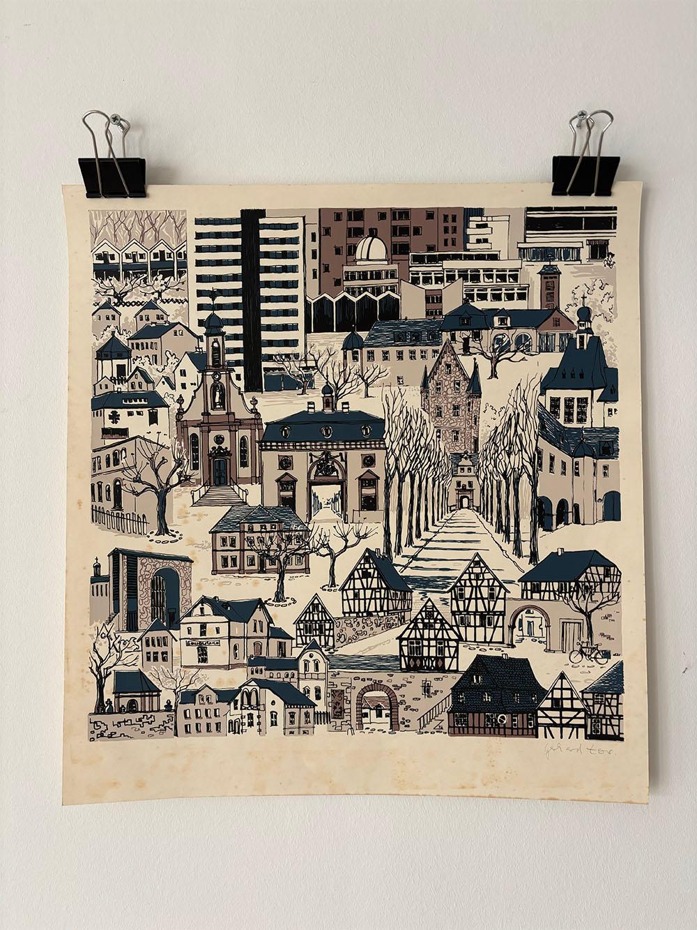 I poster e le stampe possono presentare segni di invecchiamento, come scolorimento della carta, strappi, pieghe e altre imperfezioni.

Questi pezzi facevano parte di una collezione d'arte di proprietà di un architetto tedesco, che li ha reperiti con