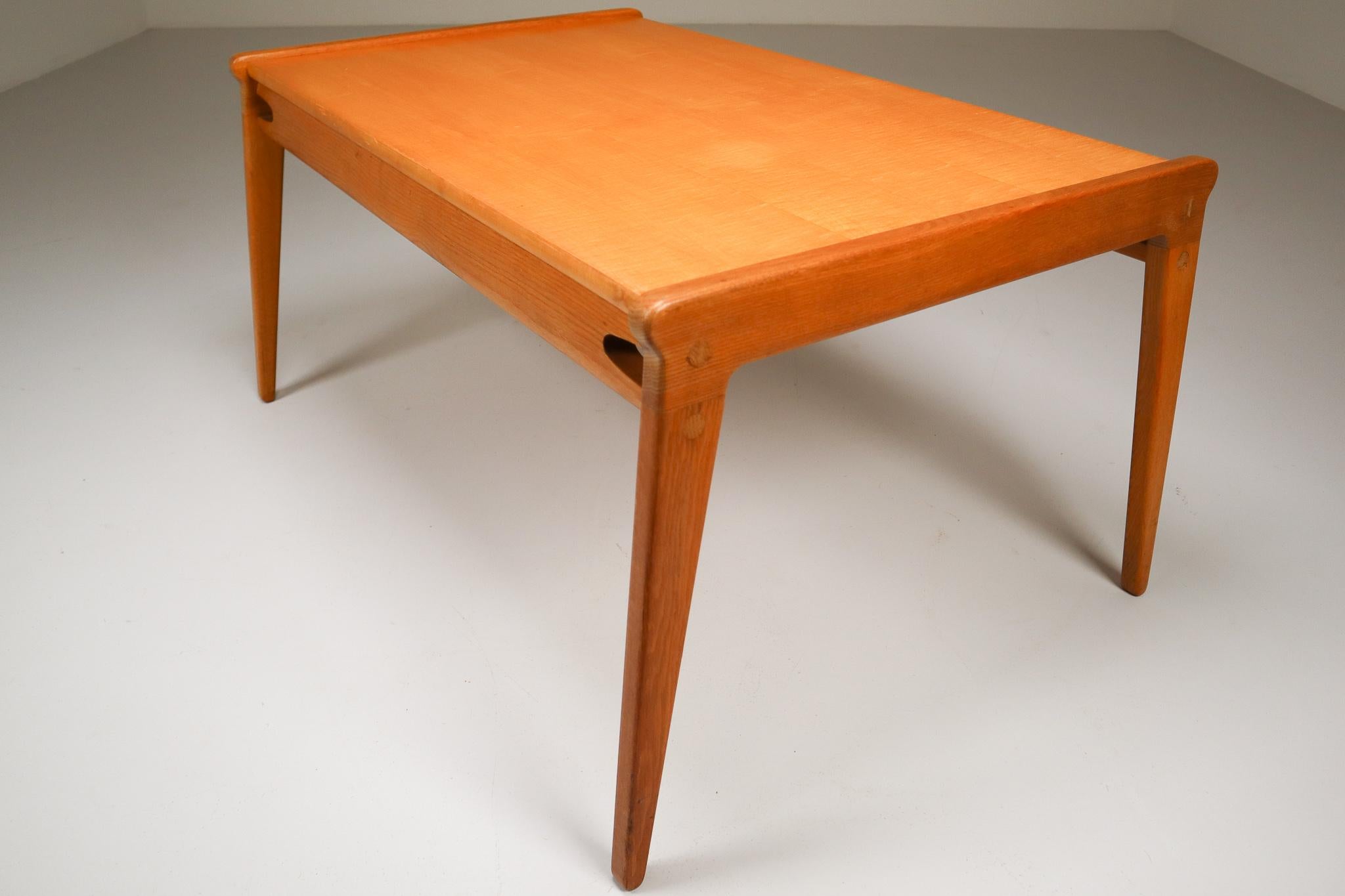 Midcentury oak 