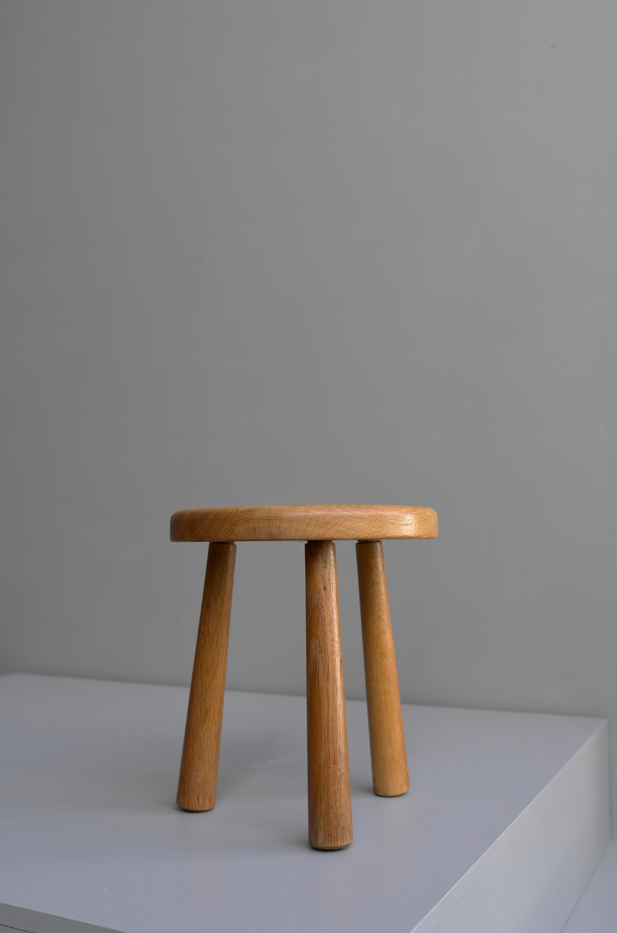 French Midcentury Oak Stool in Style of Charlotte Perriand, France 1950s