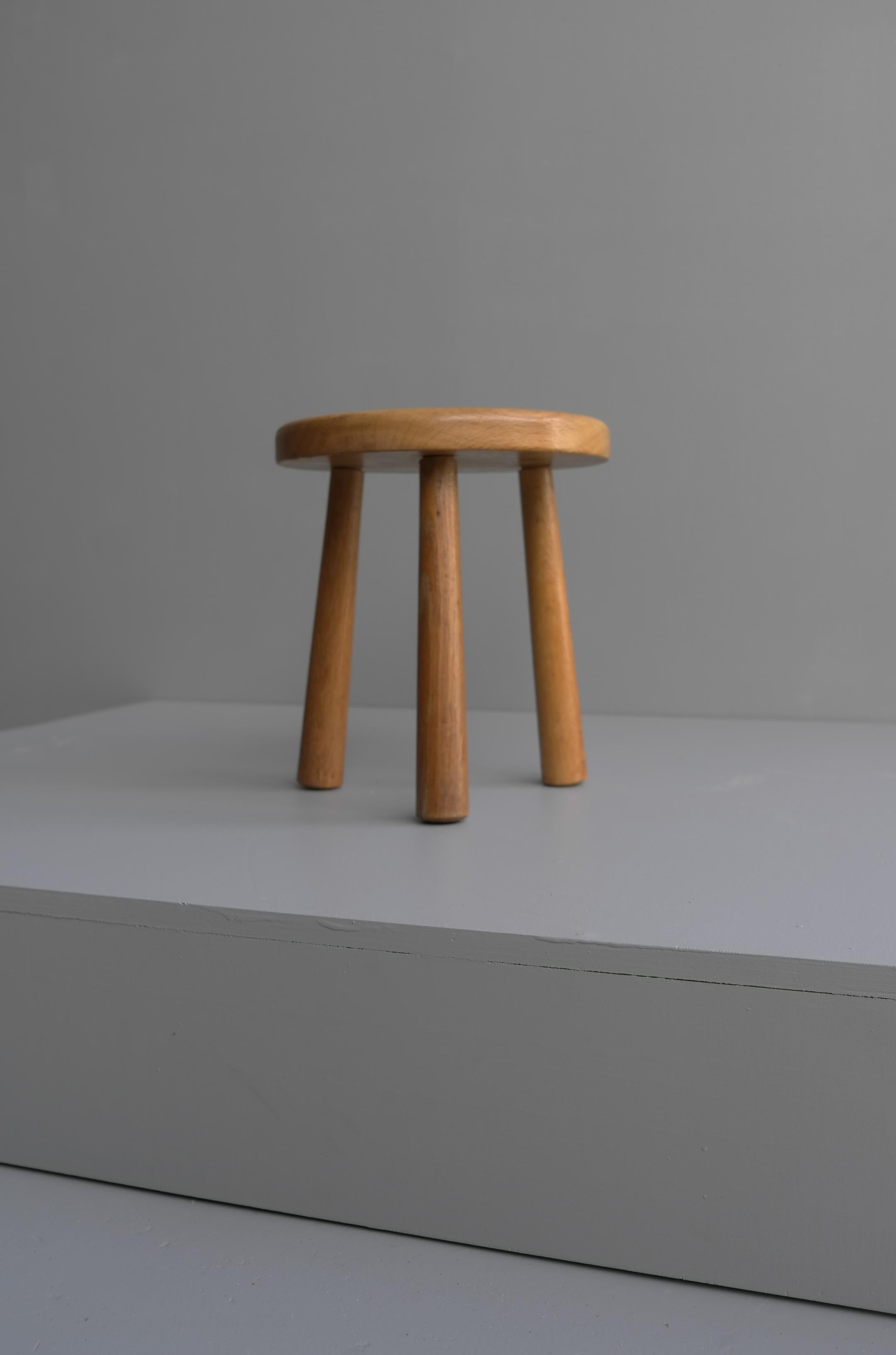 Midcentury Oak Stool in Style of Charlotte Perriand, France 1950s 3