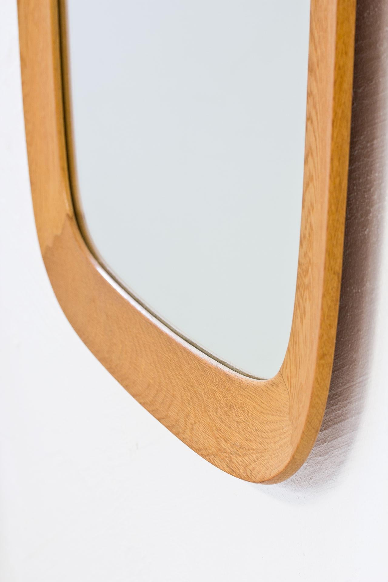 Scandinavian Modern Midcentury Oak Wall Mirror from Fröseke, Sweden, 1950s