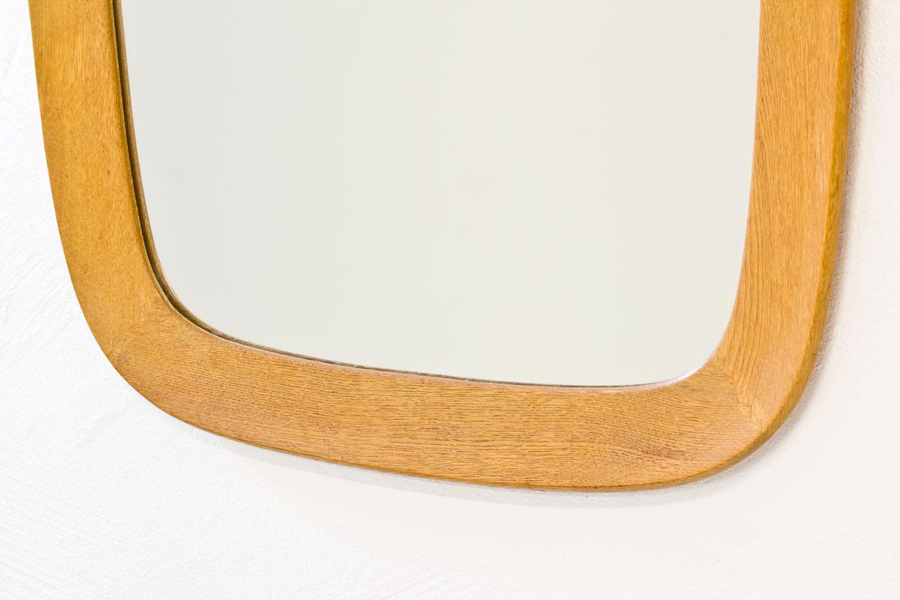 Midcentury Oak Wall Mirror from Fröseke, Sweden, 1950s In Excellent Condition In Stockholm, SE