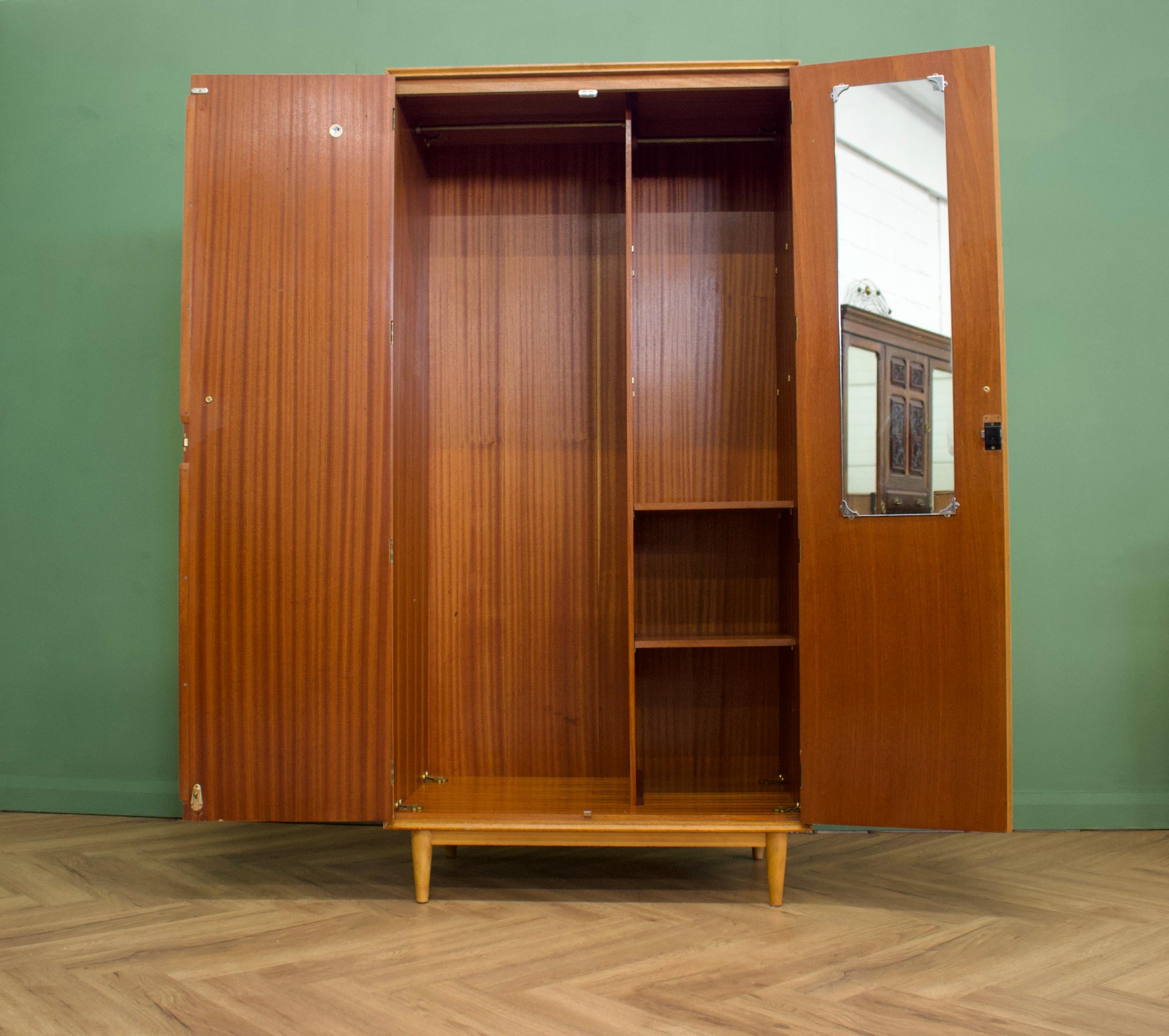 Veneer Midcentury, Oak Wardrobe from Meredew, 1960s