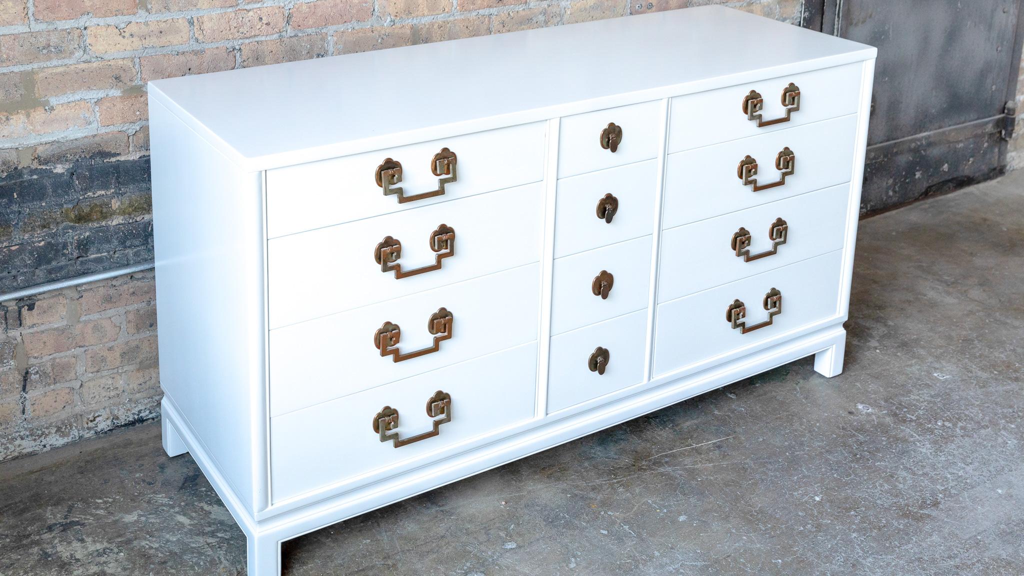 dresser off white