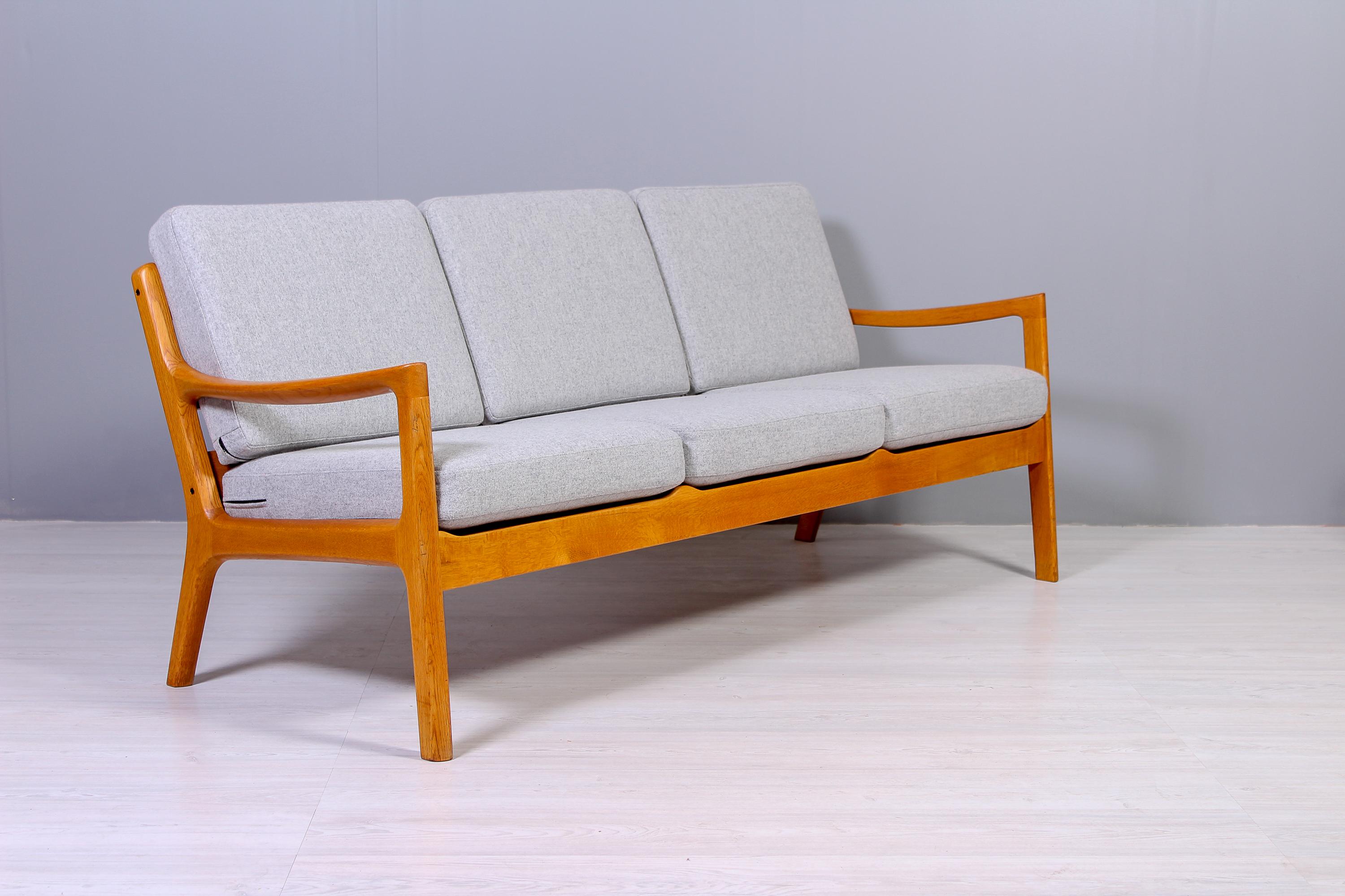 ole wanscher senator sofa