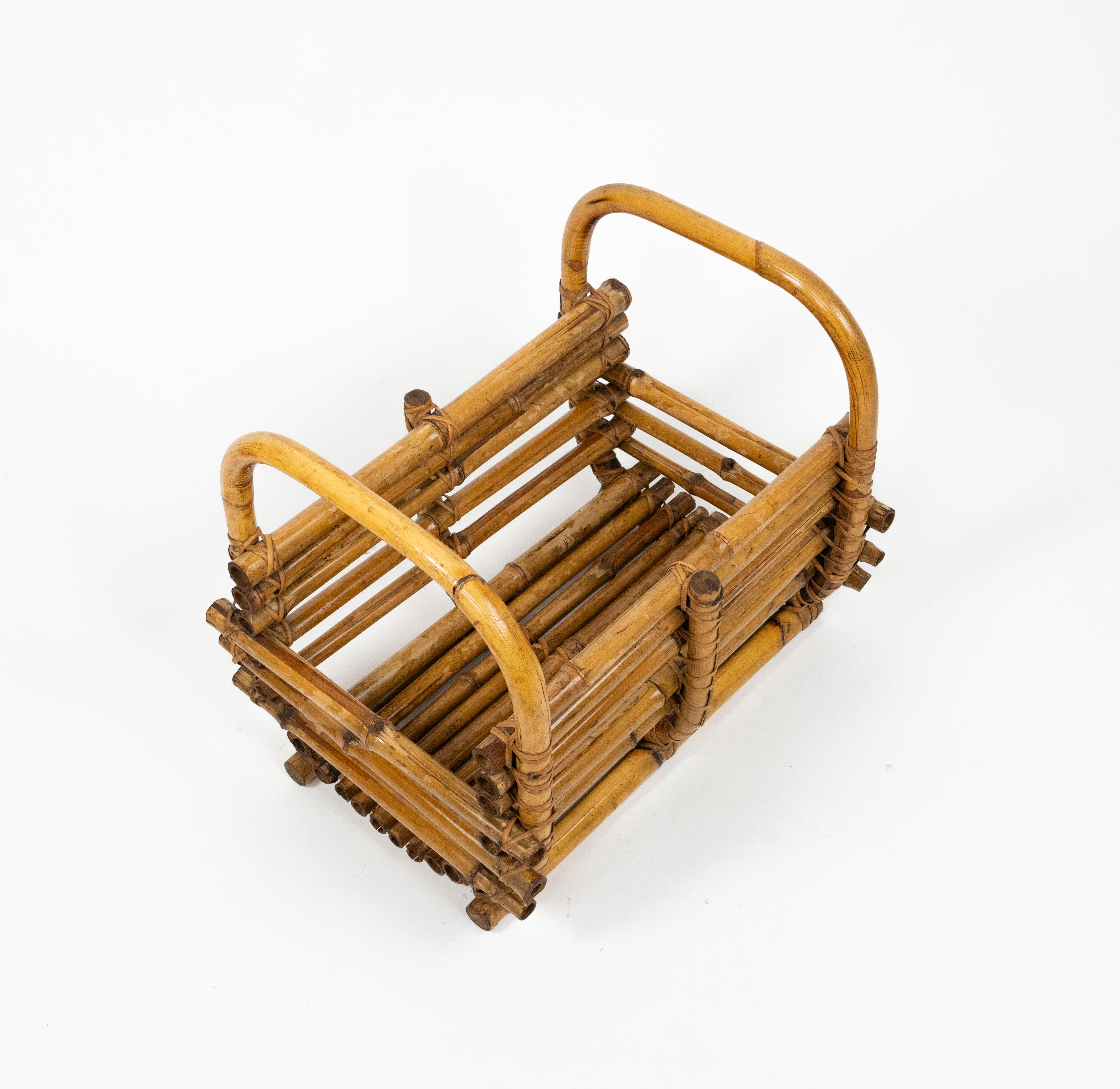 Mid-Century Modern Midcentury Organic Basket or Magazine Rack in Cane Bamboo & Rattan, Italy 1960s For Sale