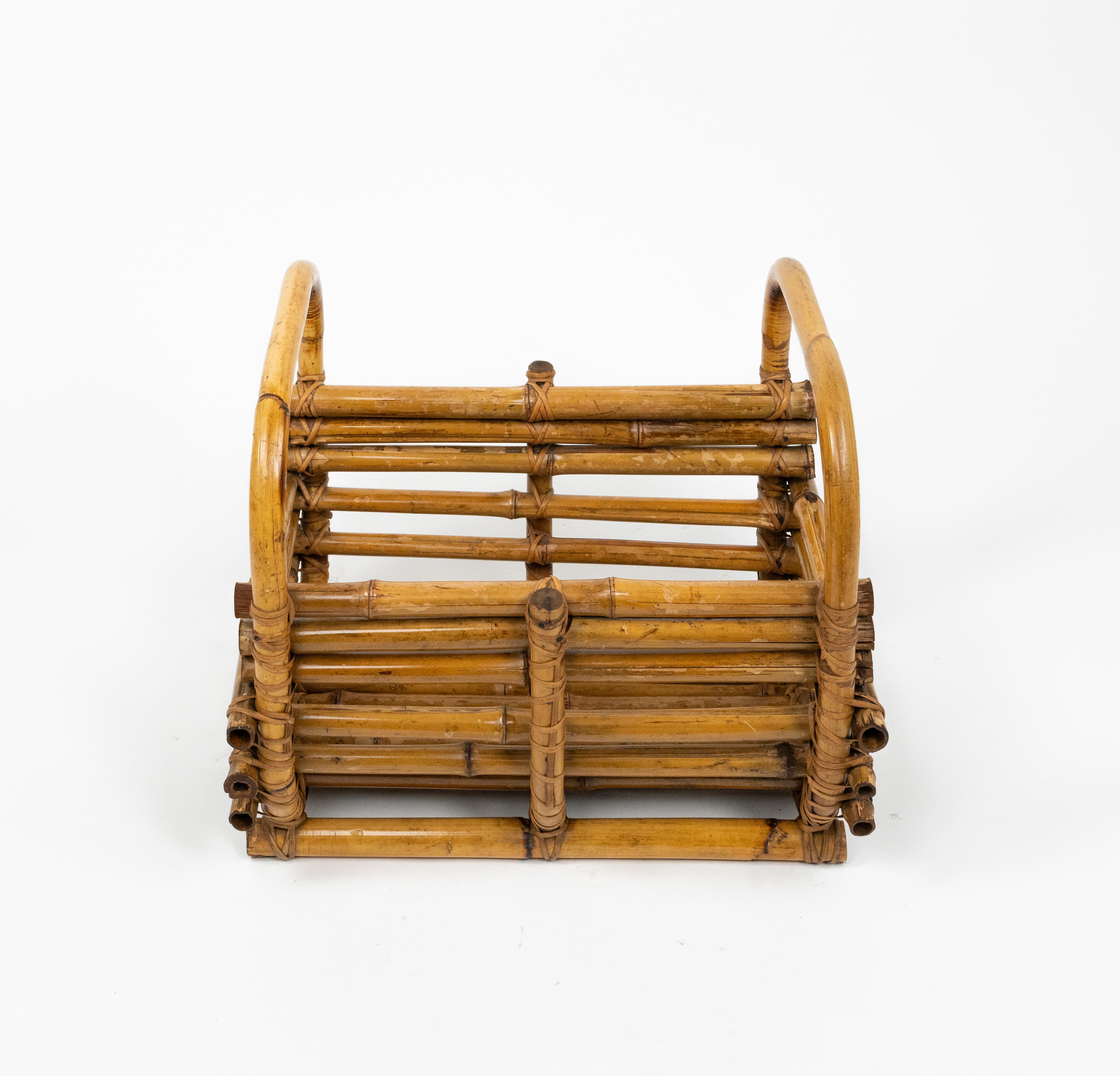 Hand-Crafted Midcentury Organic Basket or Magazine Rack in Cane Bamboo & Rattan, Italy 1960s For Sale