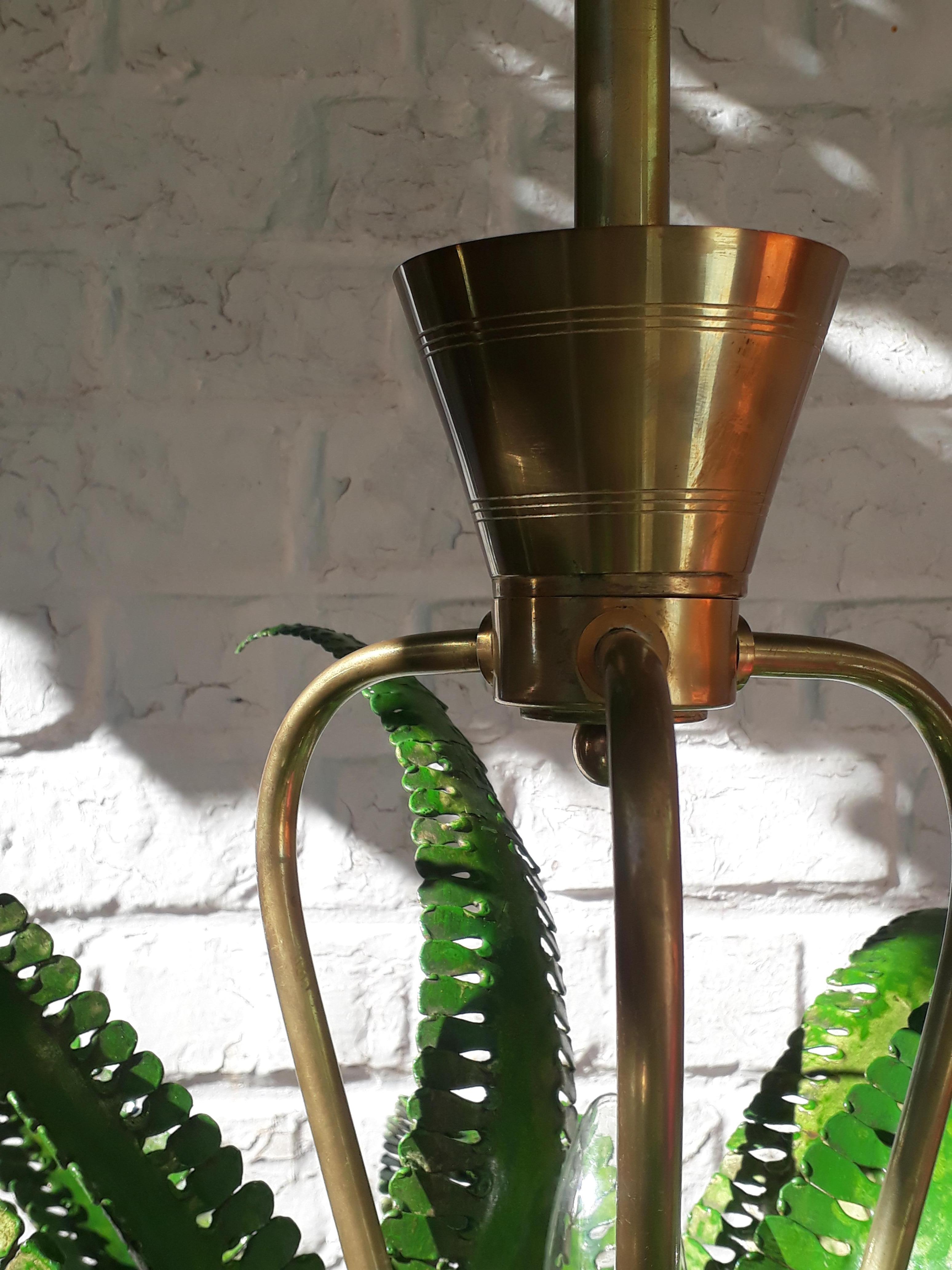 Midcentury Organic Brass and Metal Fern Imitation Chandelier In Good Condition For Sale In Brussels, Ixelles