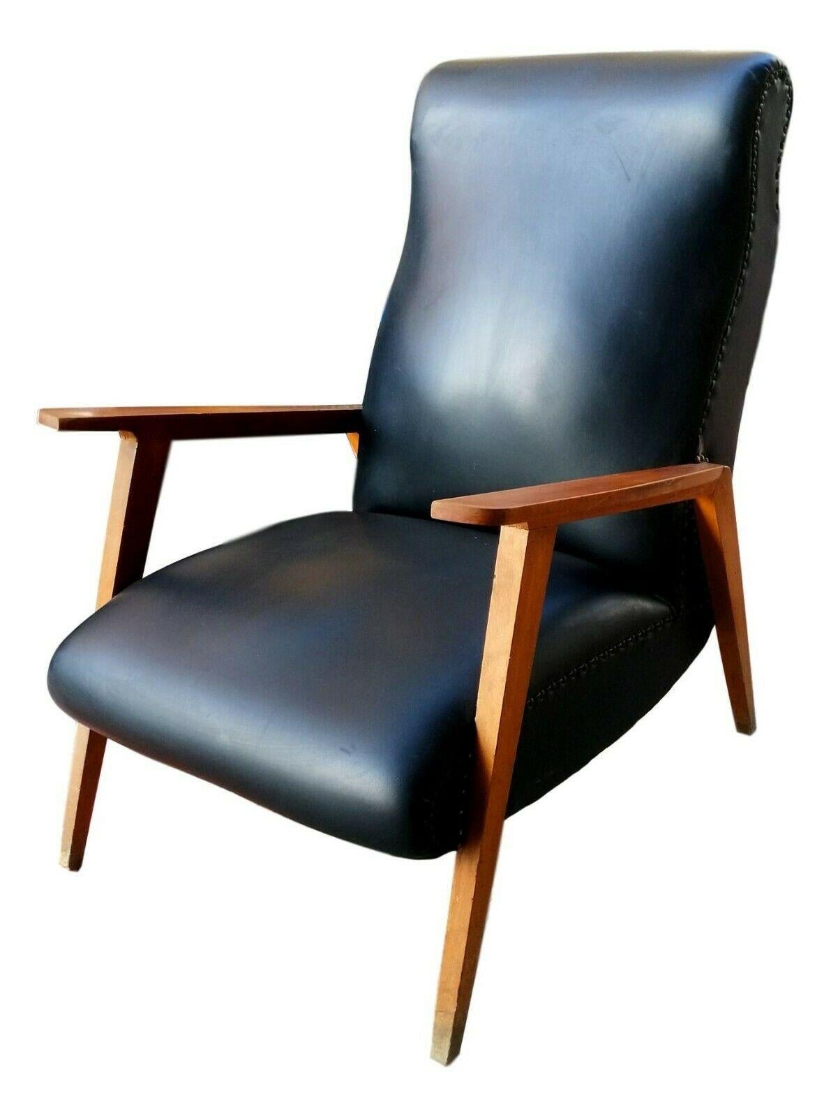 Italian Midcentury Original Armchair in the Style of Paolo Buffa, 1960s