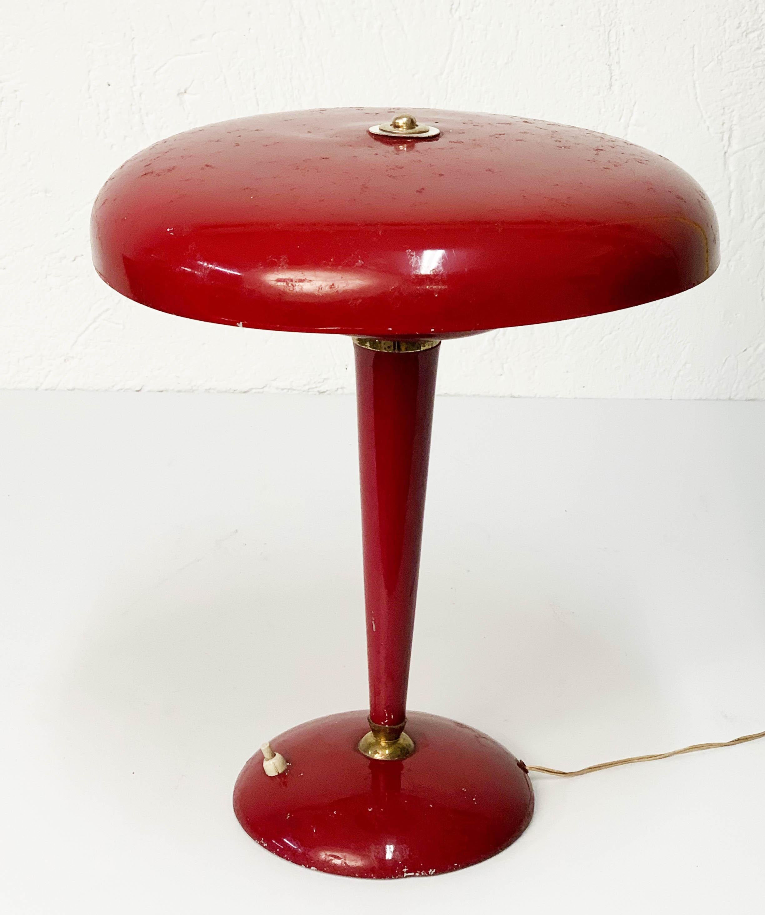 Mid-Century Modern Midcentury Oscar Torlasco Red Aluminum and Brass Italian Table Lamp, 1950s For Sale