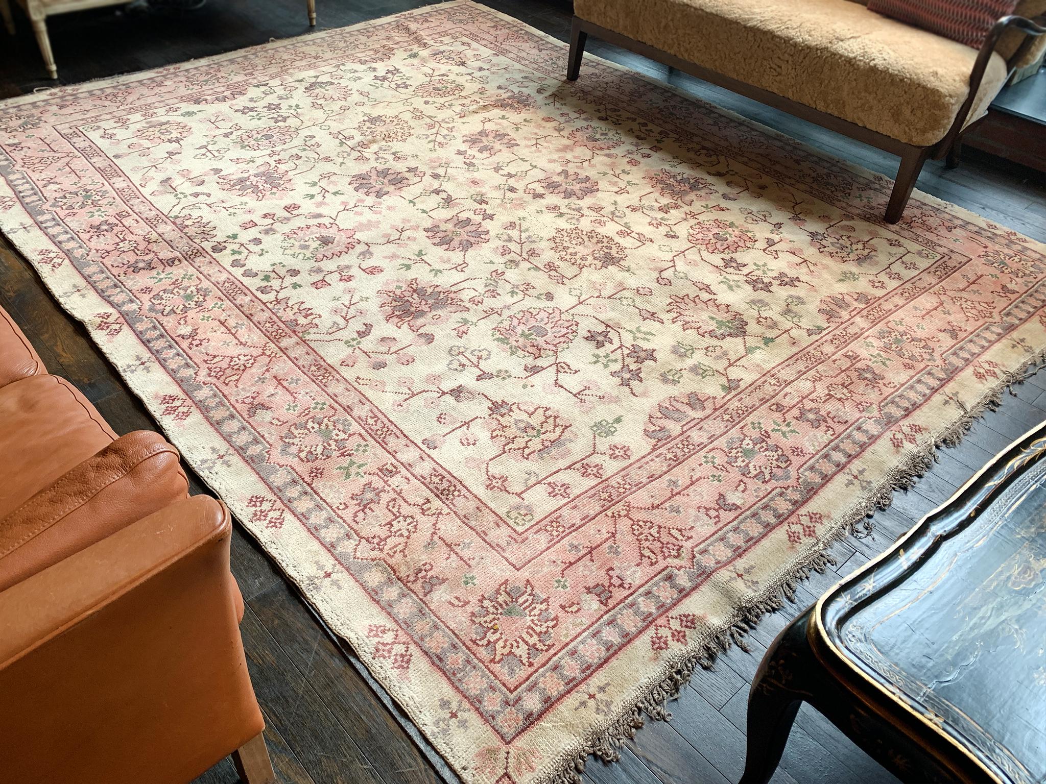 Oushak-Teppich aus der Mitte des Jahrhunderts  10' 2