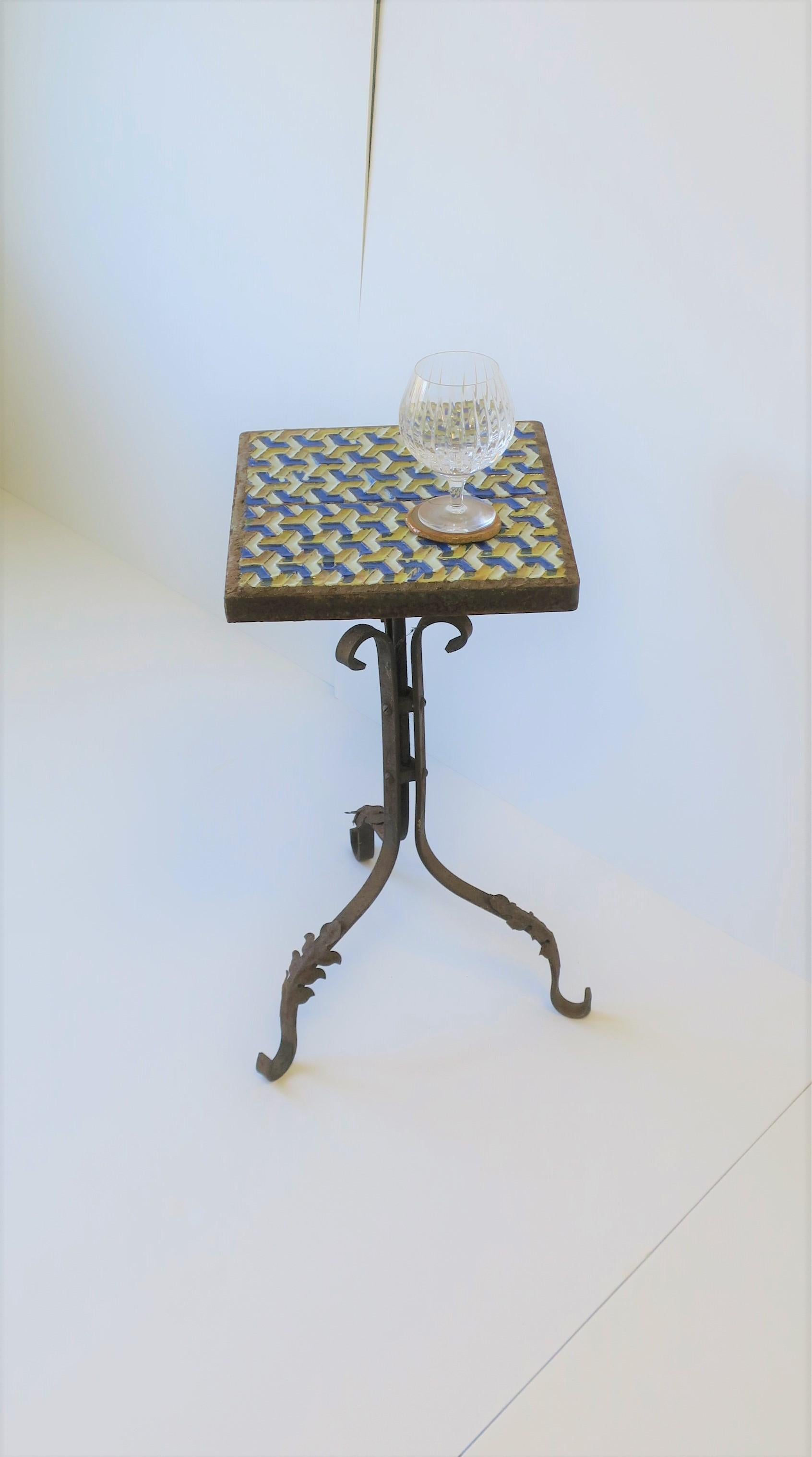 Midcentury Outdoor Patio Side Table with Geometric Ceramic Top In Fair Condition In New York, NY