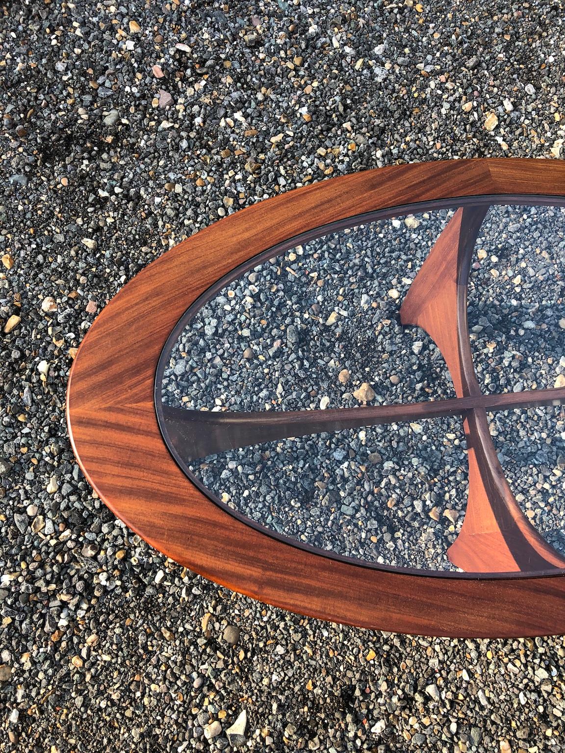 Midcentury Oval 'Astro' Teak Coffee Table with Glass Top by G-Plan, 1960s In Good Condition In Richmond, Surrey