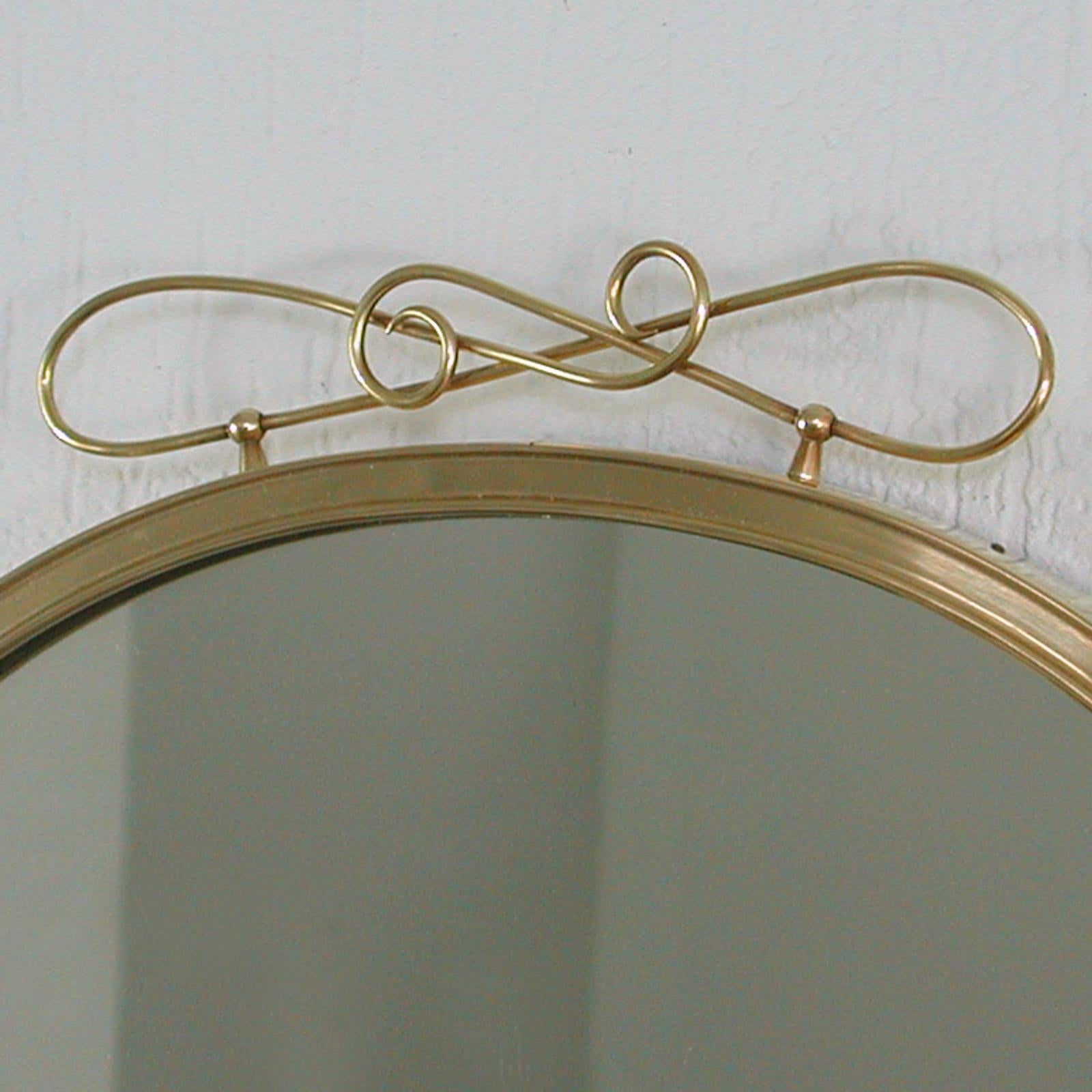 Midcentury Oval Brass Wall Mirror by Münchner Zierspiegel, Germany 1950s 6