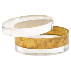 Midcentury Oval Decorative Box in Lucite and Brass, Italy 1970s