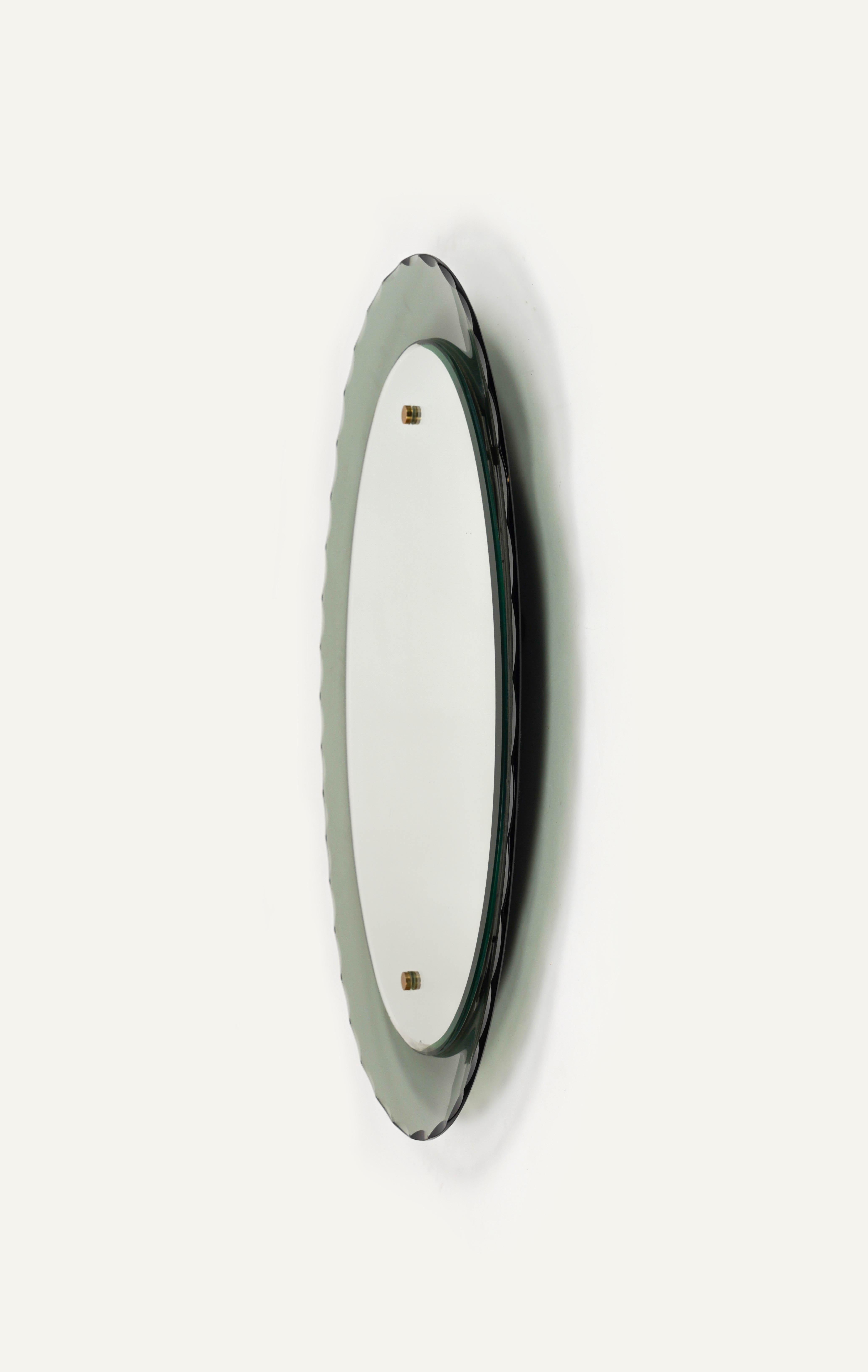 Midcentury Oval Wall Mirror whit Smoked Glass Frame by Cristal Arte, Italy 1960s For Sale 5