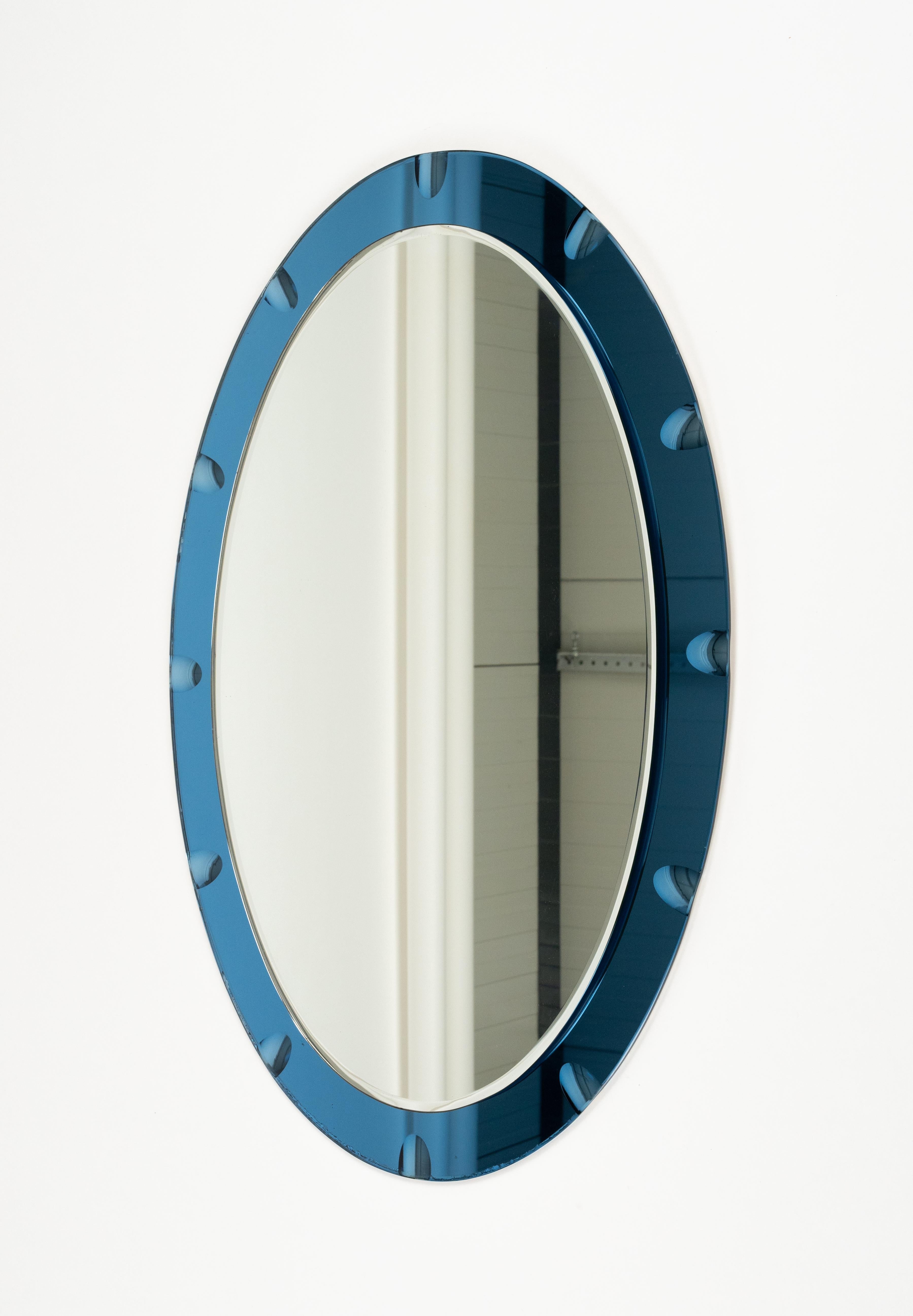 Midcentury Oval Wall Mirror with Blue Border Cristal Arte Style, Italy 1970s For Sale 5