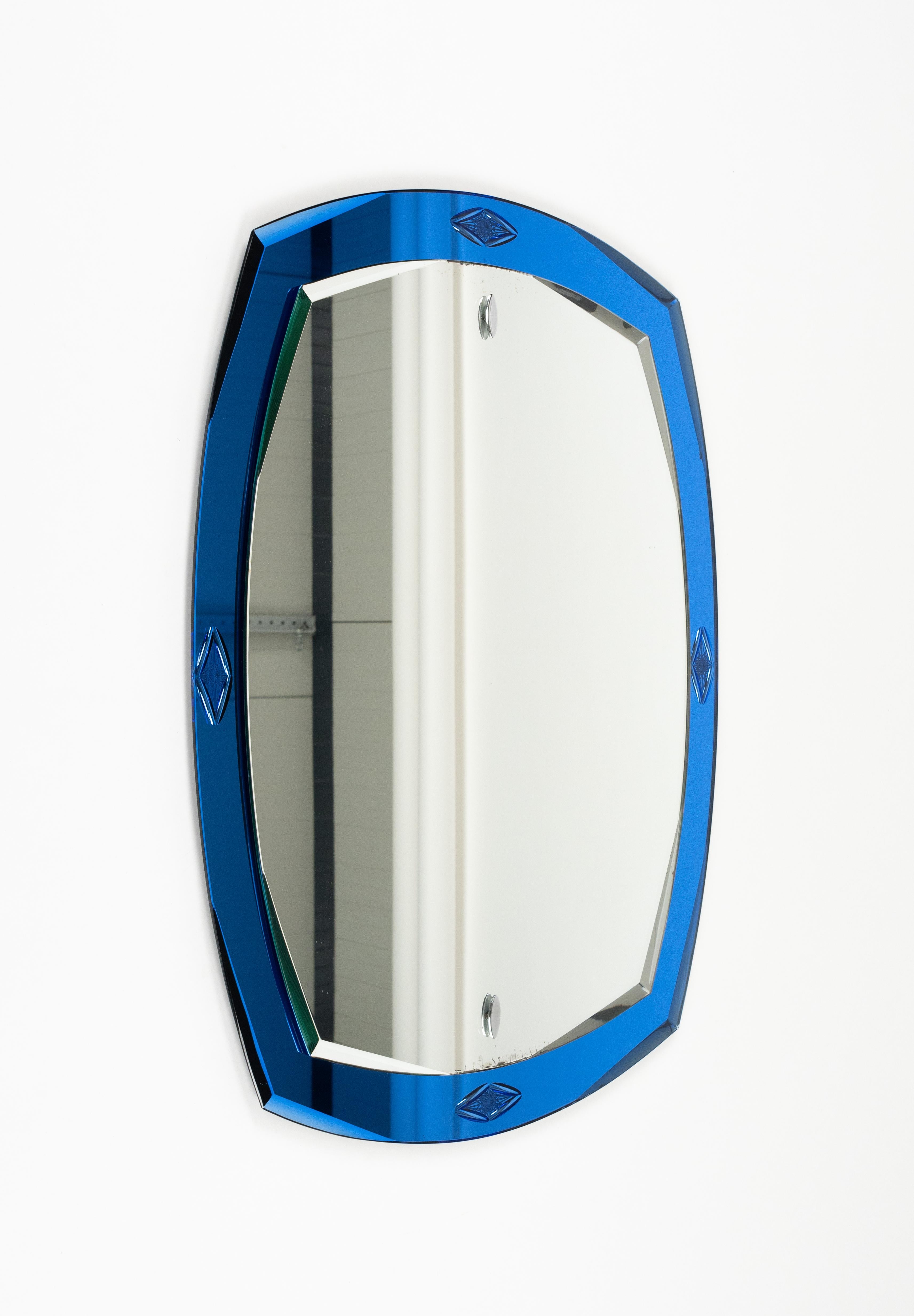 Italian Midcentury Oval Wall Mirror with Blue Border Cristal Arte Style, Italy 1970s For Sale