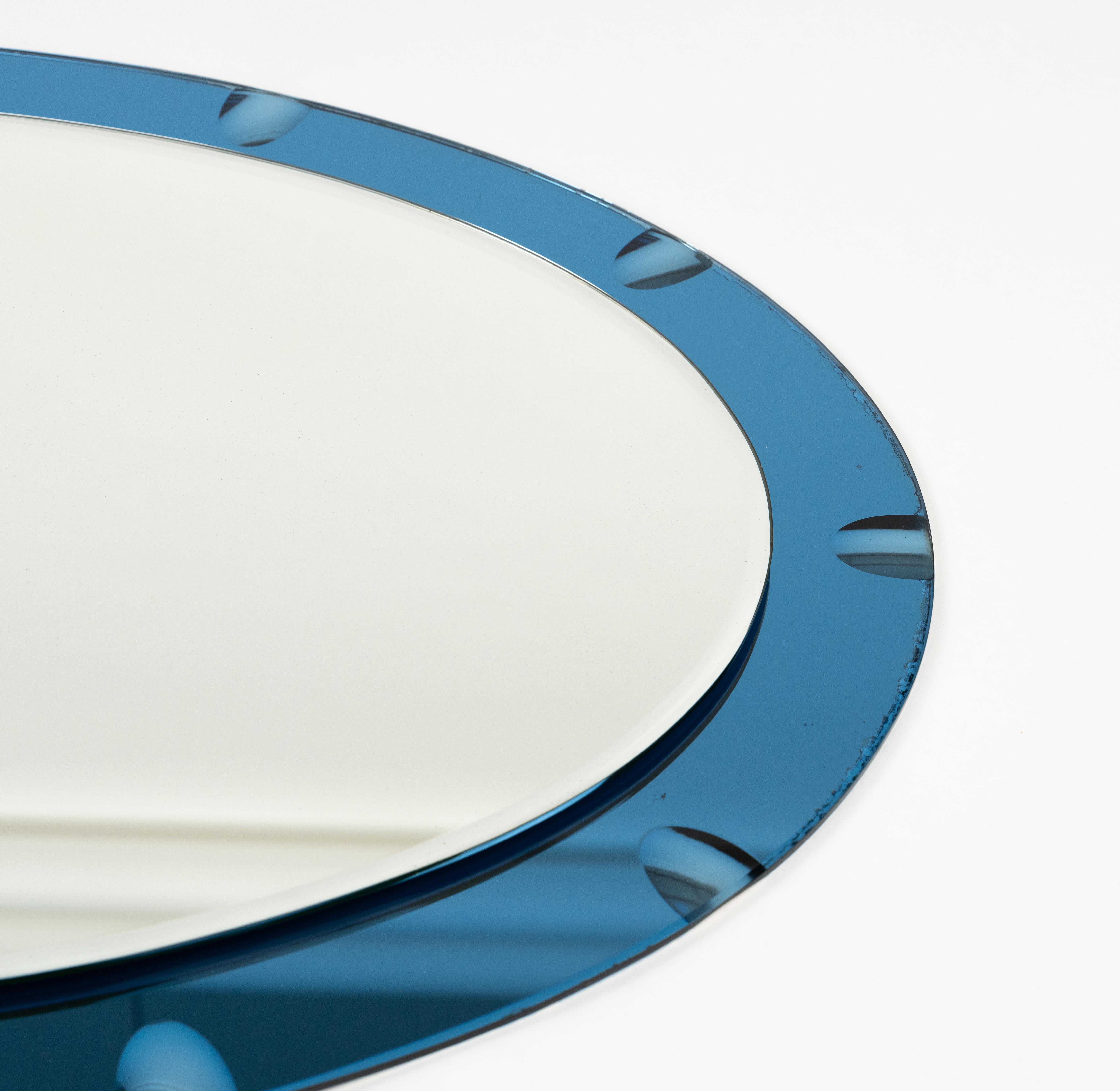Midcentury Oval Wall Mirror with Blue Border Cristal Arte Style, Italy 1970s For Sale 1