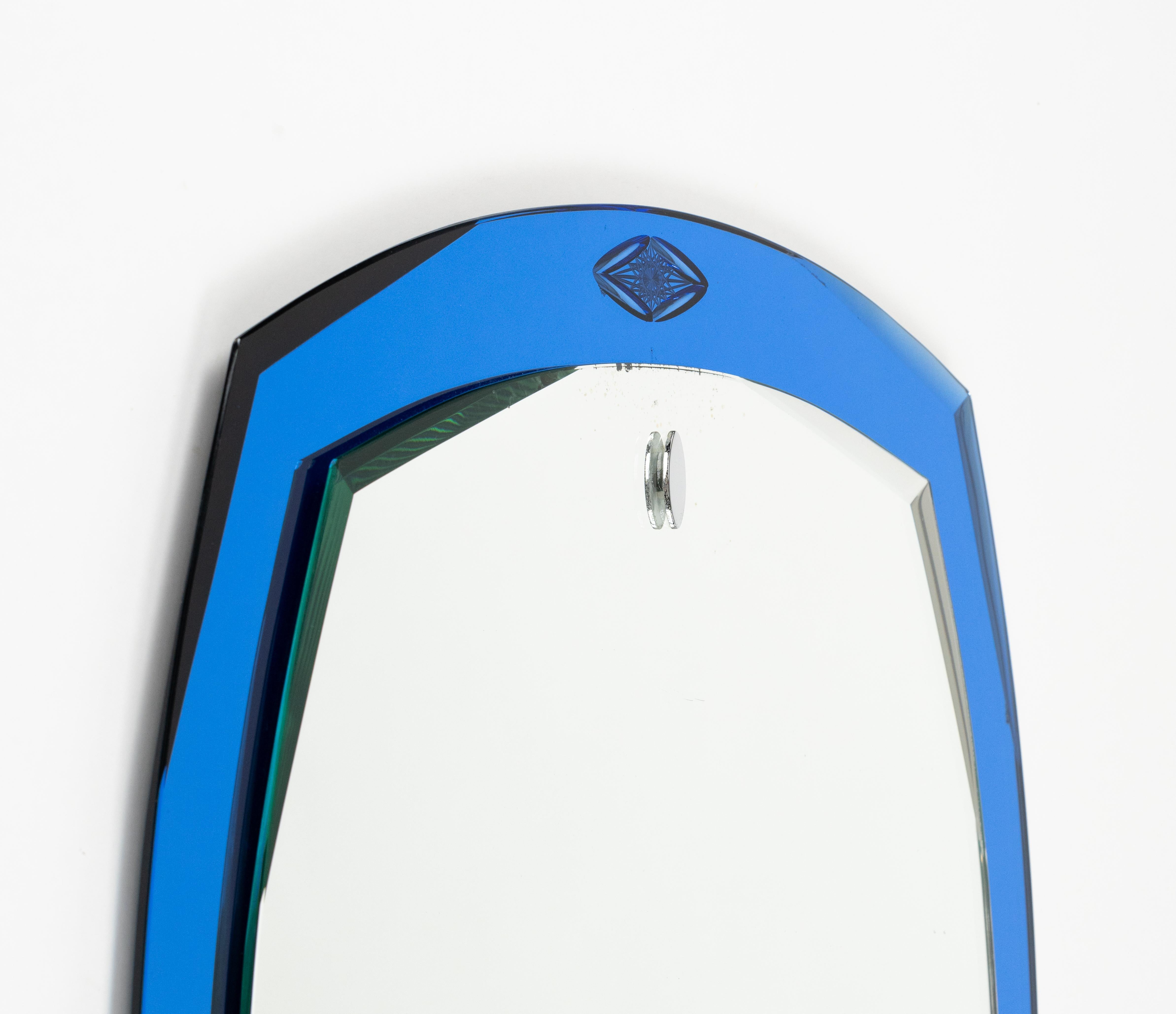 Midcentury Oval Wall Mirror with Blue Border Cristal Arte Style, Italy 1970s For Sale 1