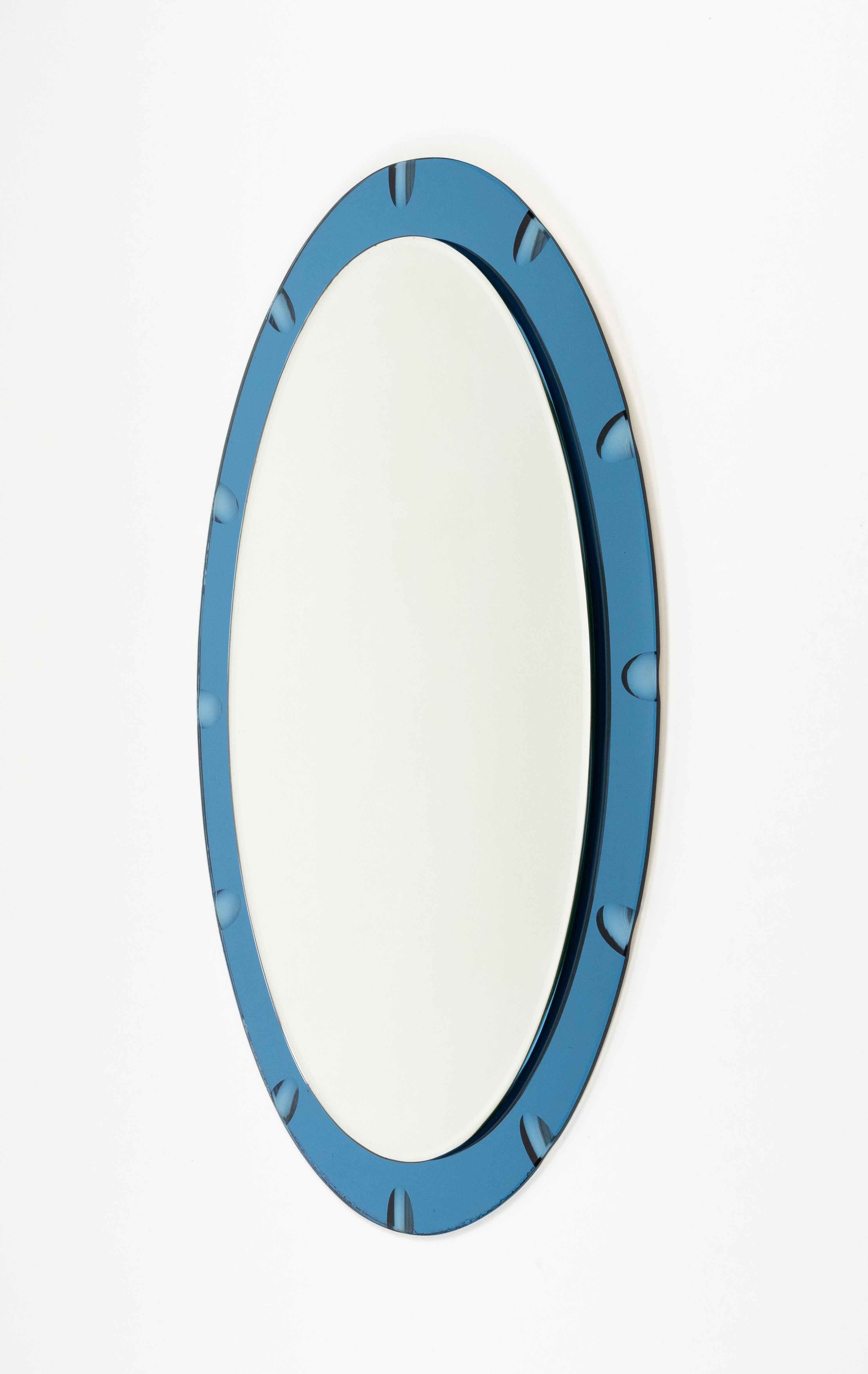Midcentury Oval Wall Mirror with Blue Border Cristal Arte Style, Italy 1970s For Sale 3