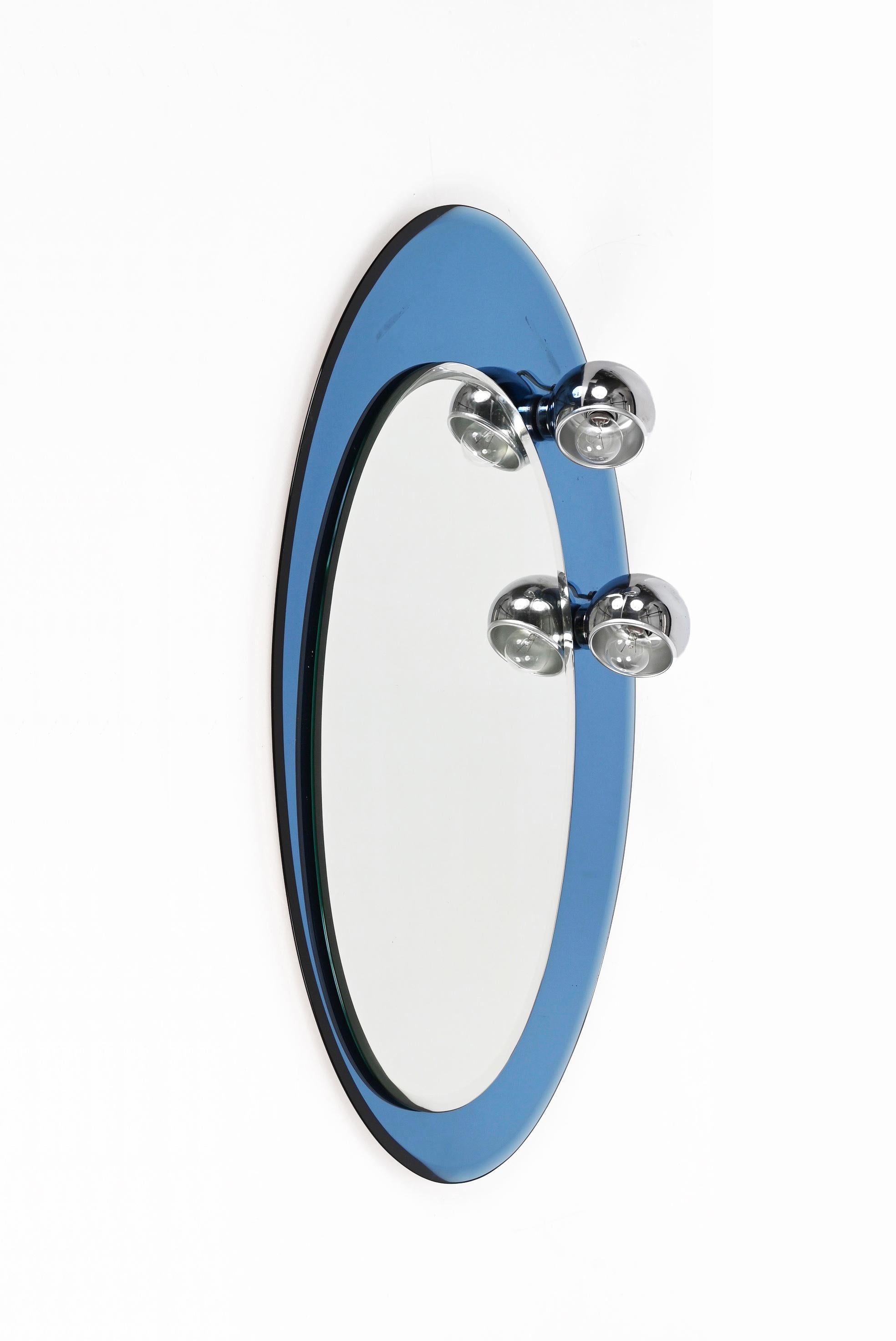 Midcentury Oval Wall Mirror with Blue Glass Frame and Magnetic Lights Italy 1960 For Sale 10