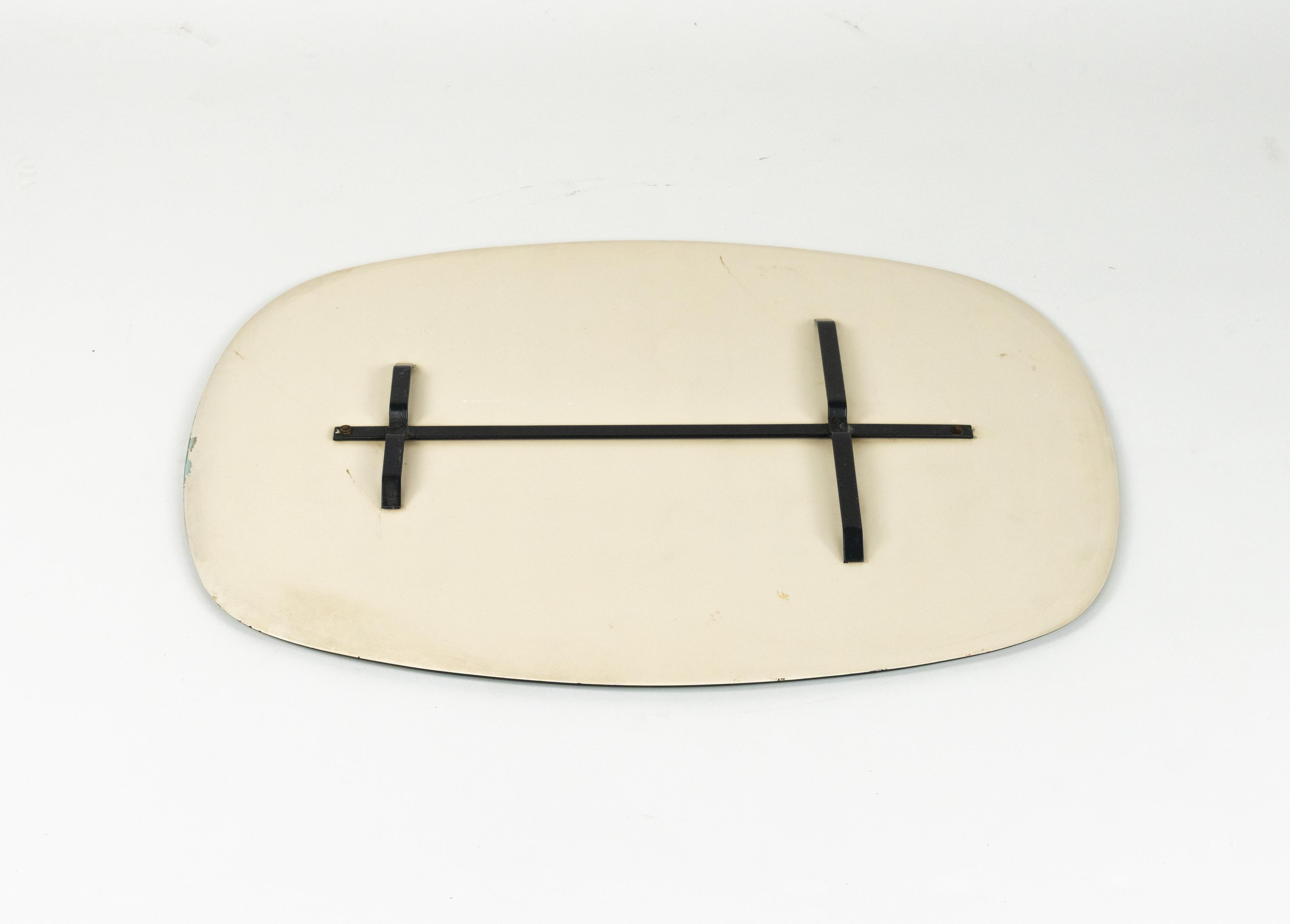 Miroir mural ovale du milieu du siècle avec cadre vert, style Cristal Arte, Italie, années 1960 en vente 9