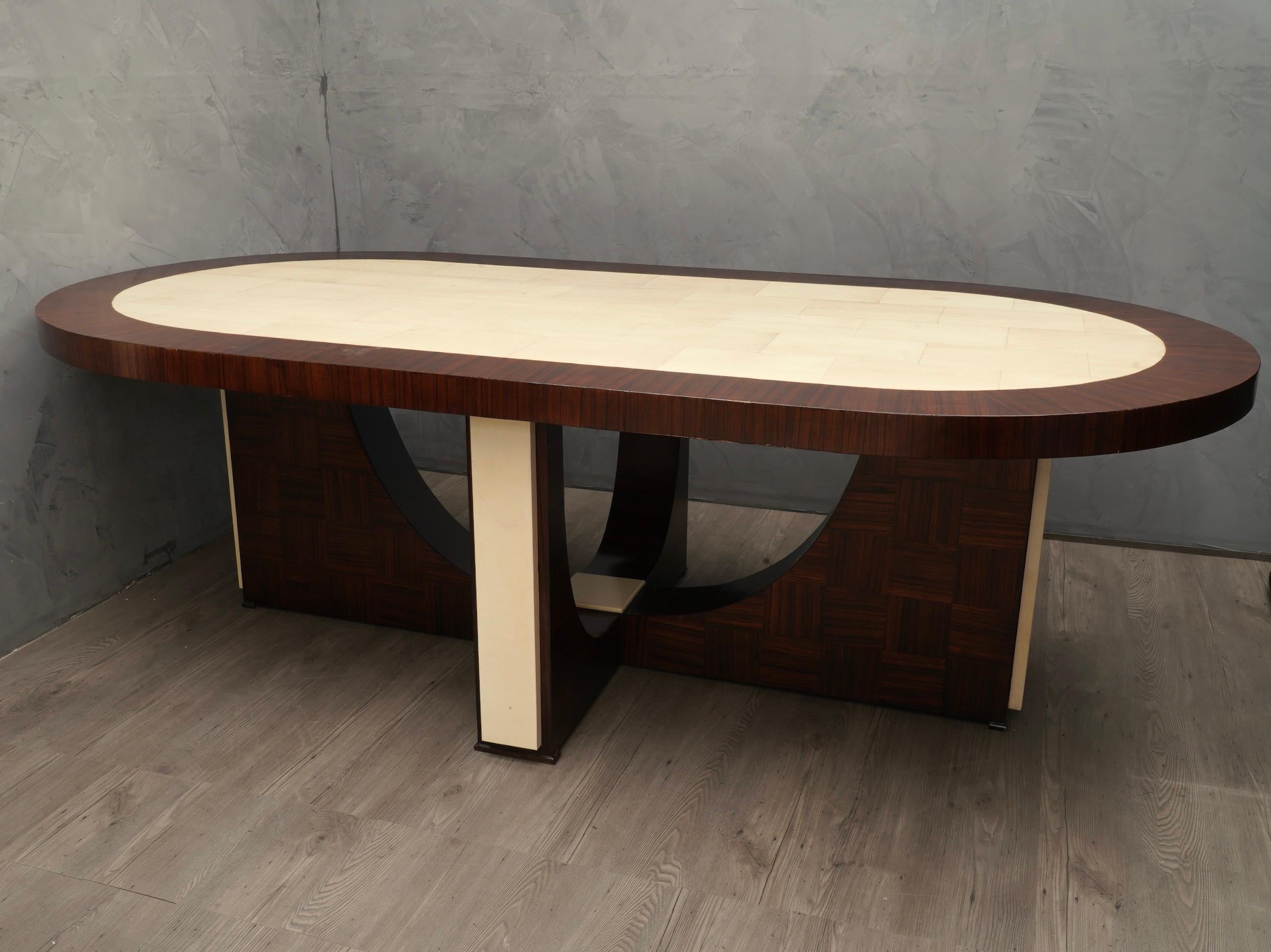 Midcentury Oval Zebrano Wood and Goatskin Italian Table, 1950 For Sale 2